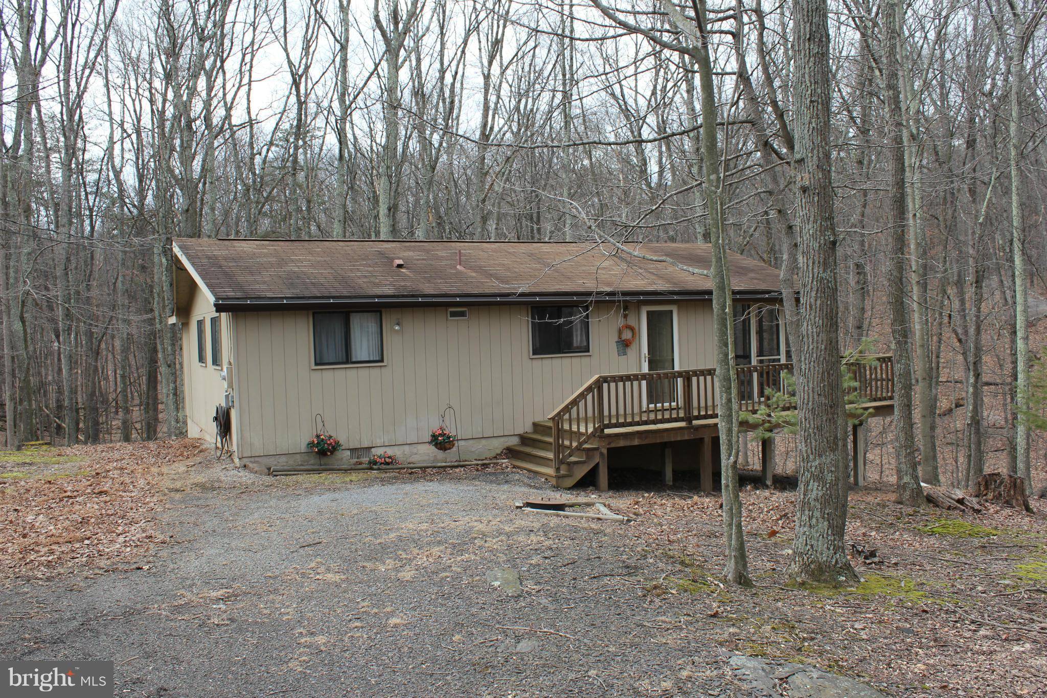 Hedgesville, WV 25427,119 CANADA GOOSE LN