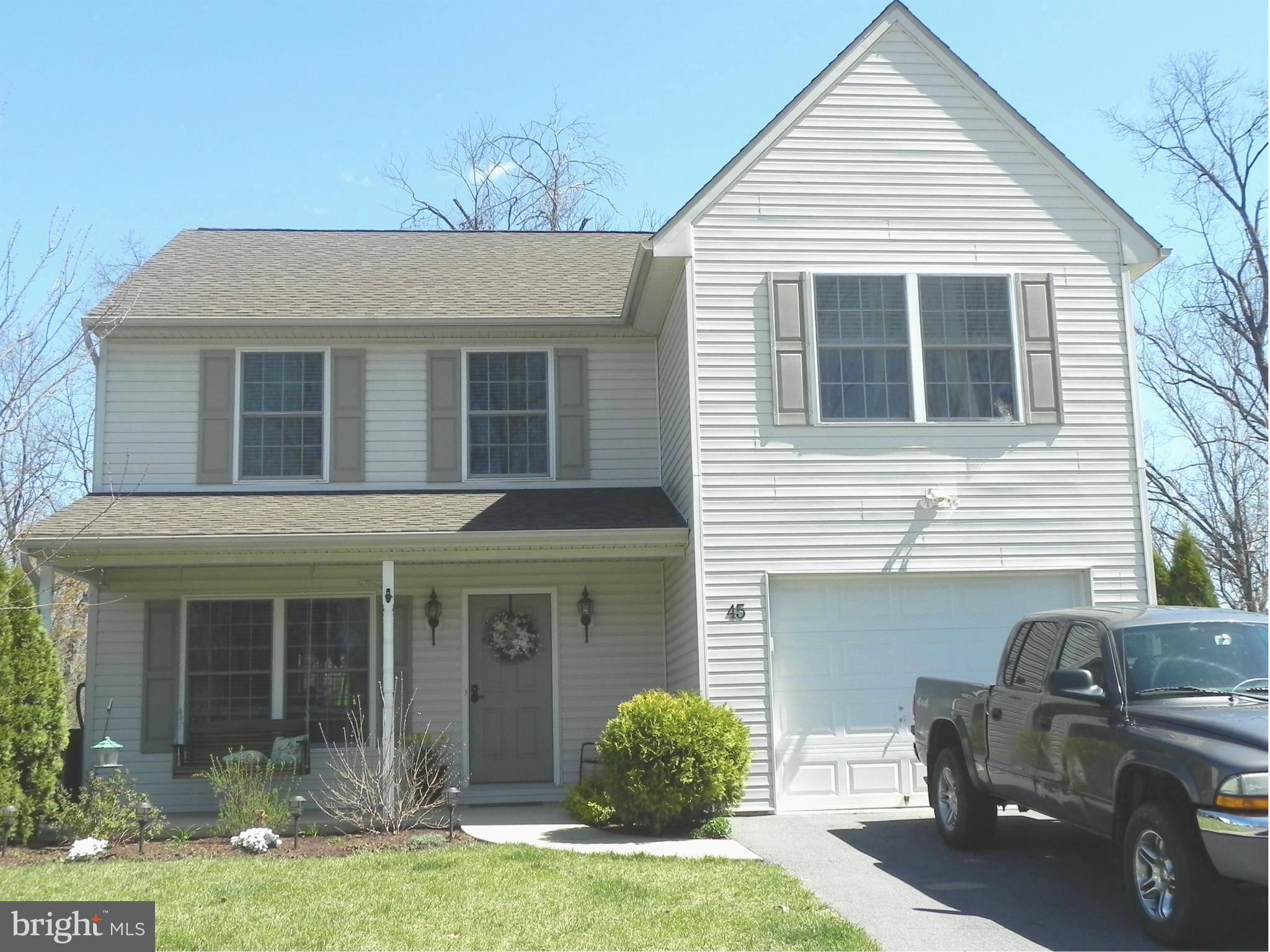 Inwood, WV 25428,45 LURE CT