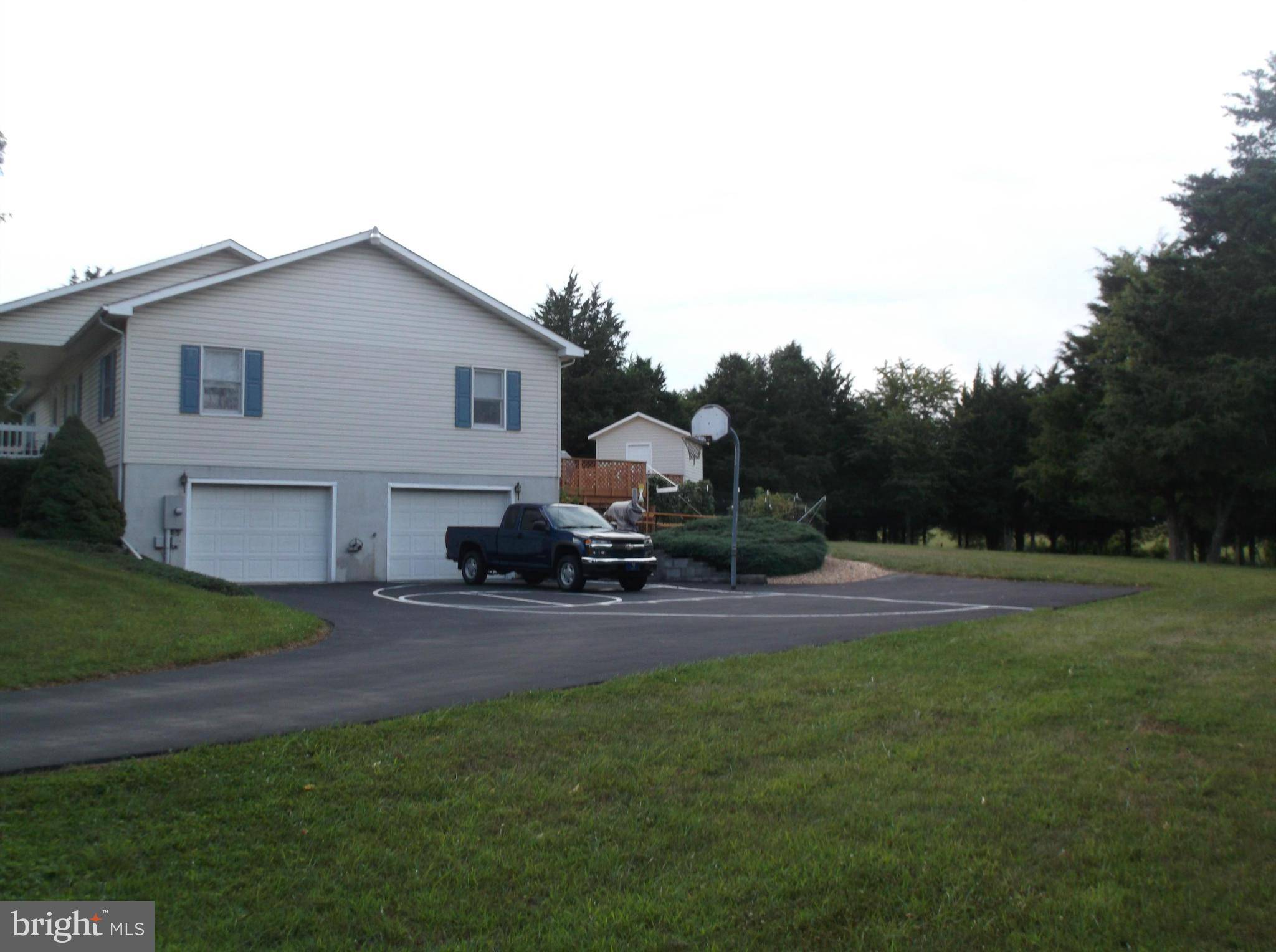 Bunker Hill, WV 25413,261 CHOIRLOFT DR