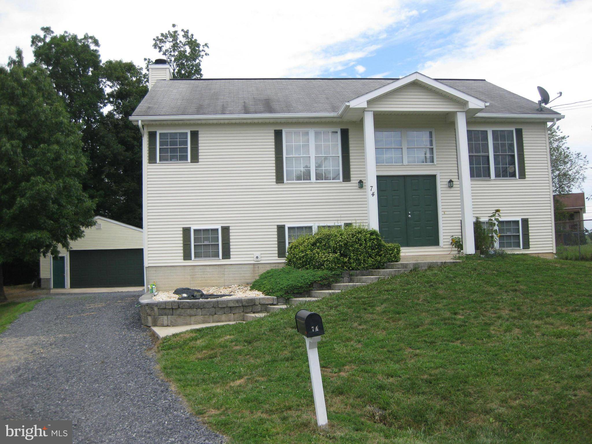 Inwood, WV 25428,74 CONTESSA CT