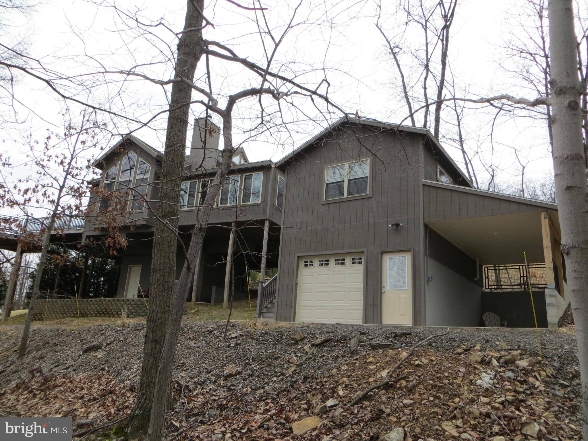 Hedgesville, WV 25427,514 TOBOGGAN HILL TRL