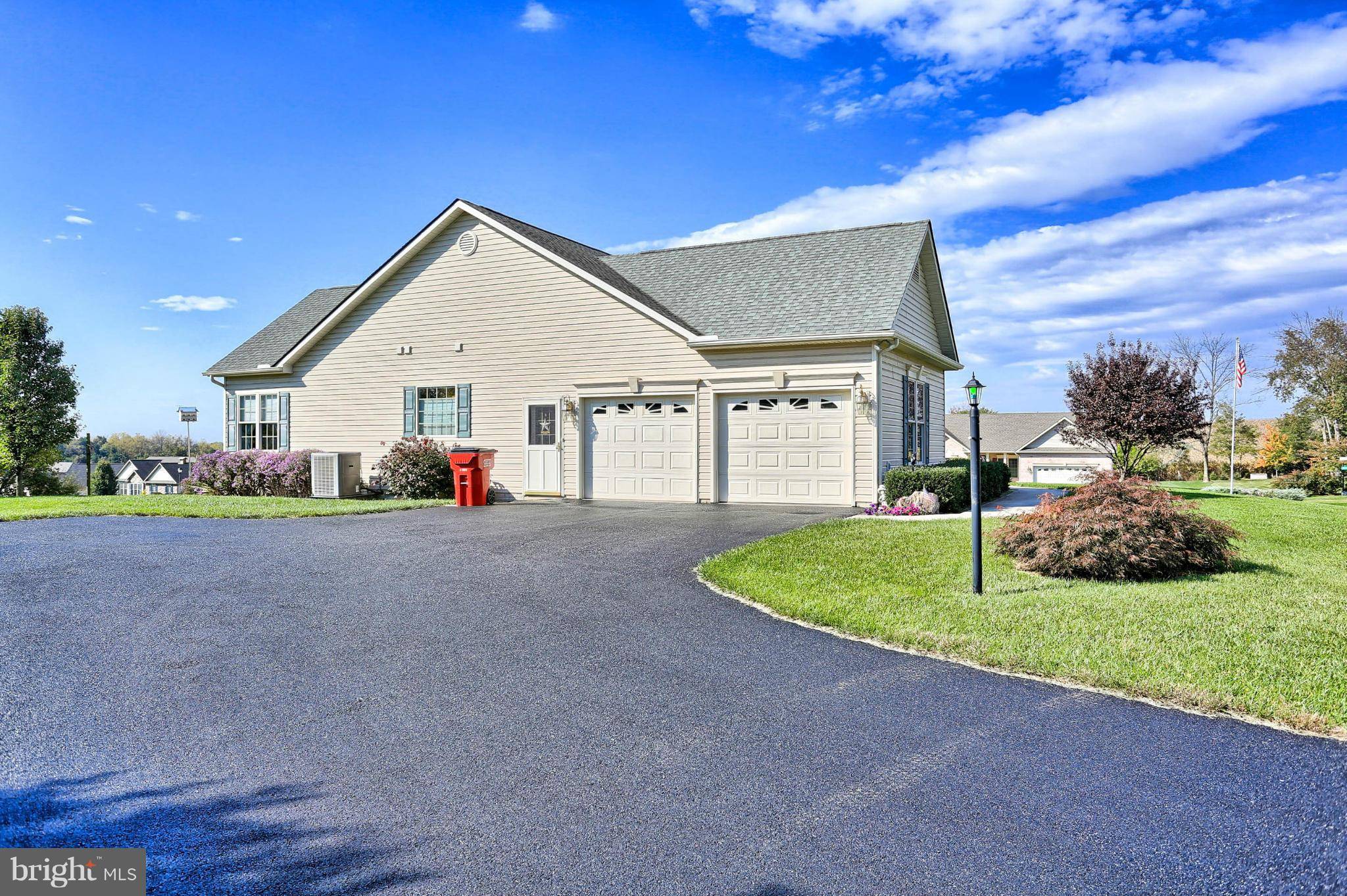 Falling Waters, WV 25419,18 MONONGAHELA CIR