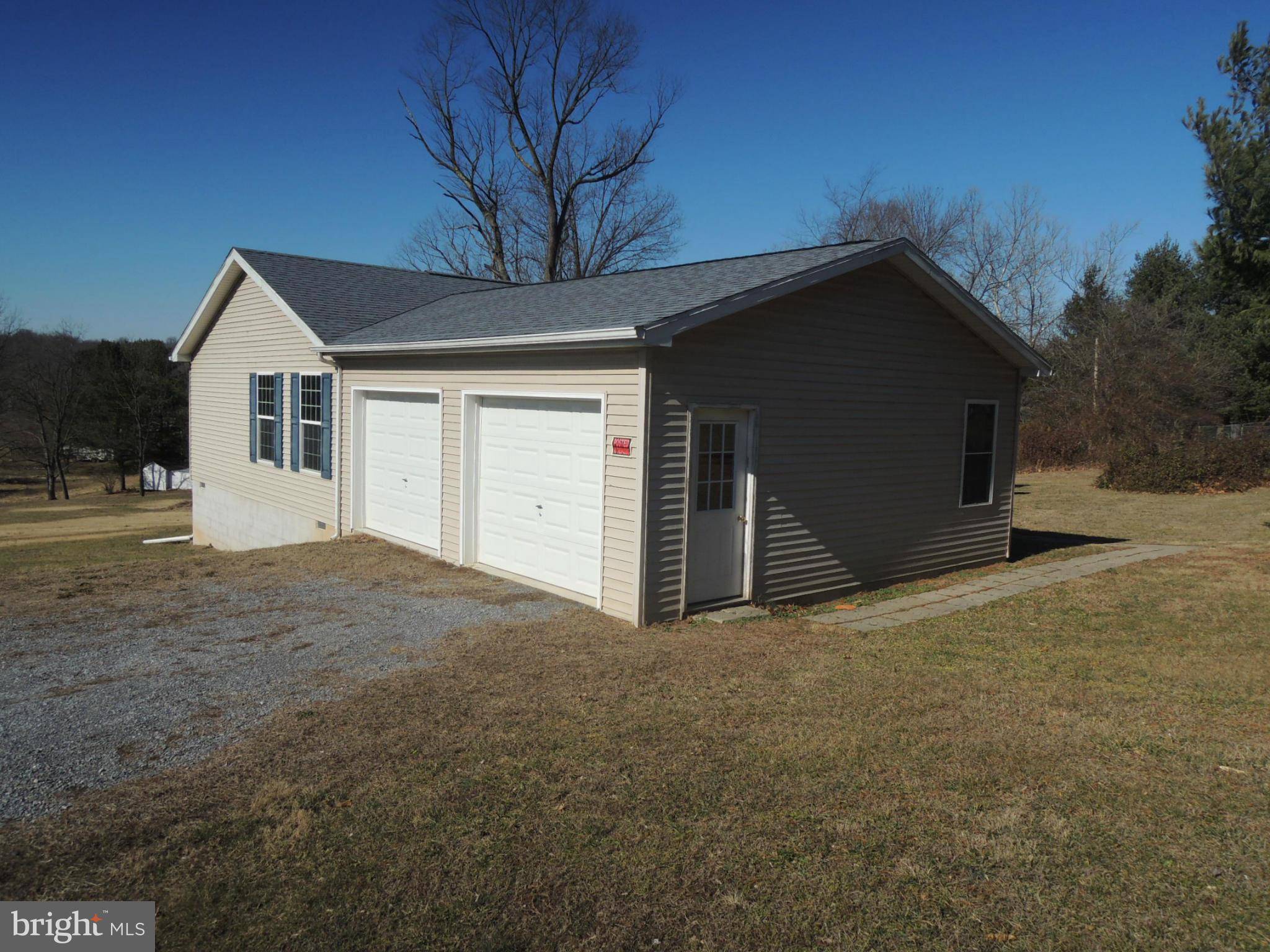 Falling Waters, WV 25419,177 BURNSIDE DR