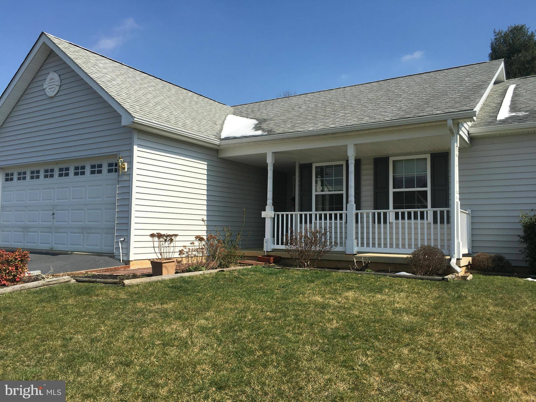 Martinsburg, WV 25403,210 SEASCAPE CT