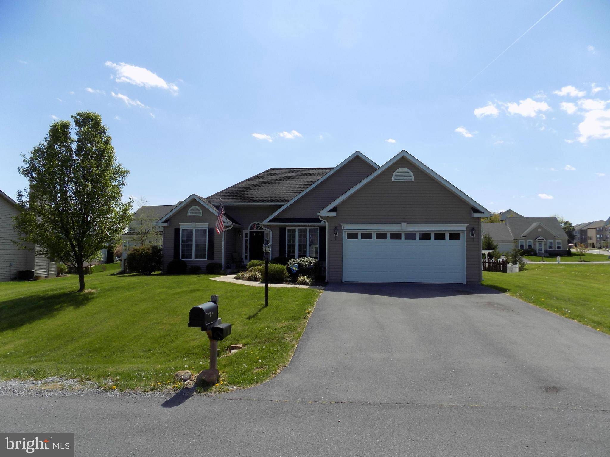 Martinsburg, WV 25404,40 ISADORE LN