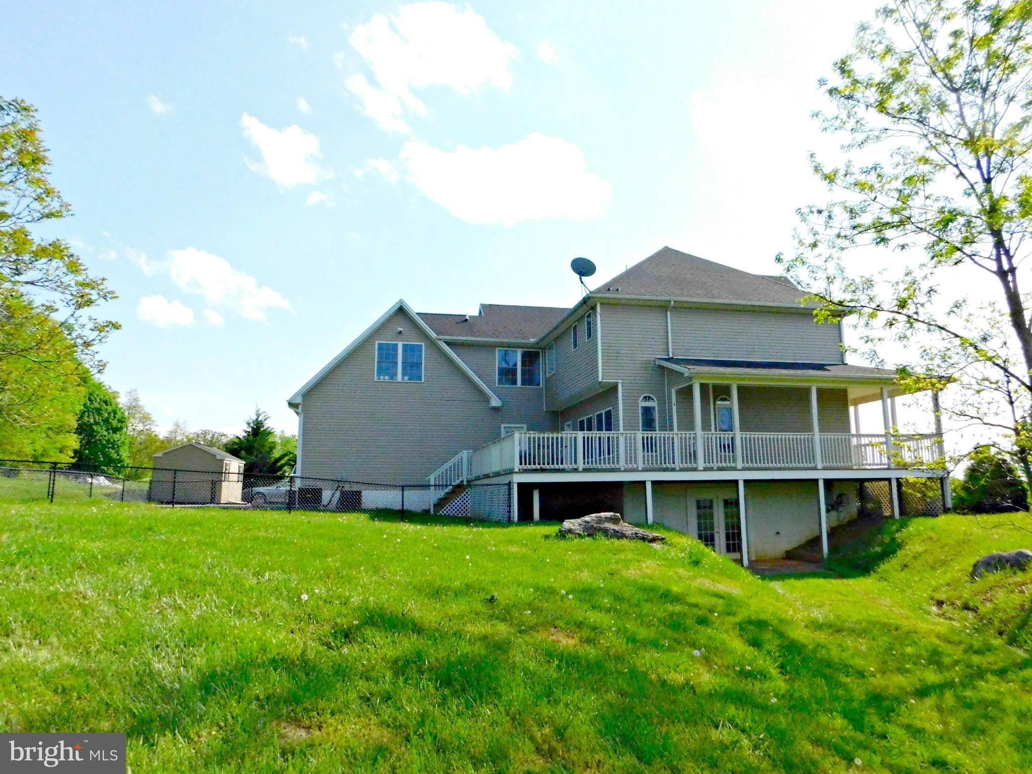 Inwood, WV 25428,509 MCDONALD DR