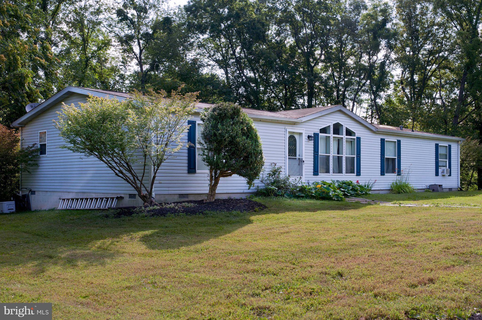 Kearneysville, WV 25430,732 NAOMI LN