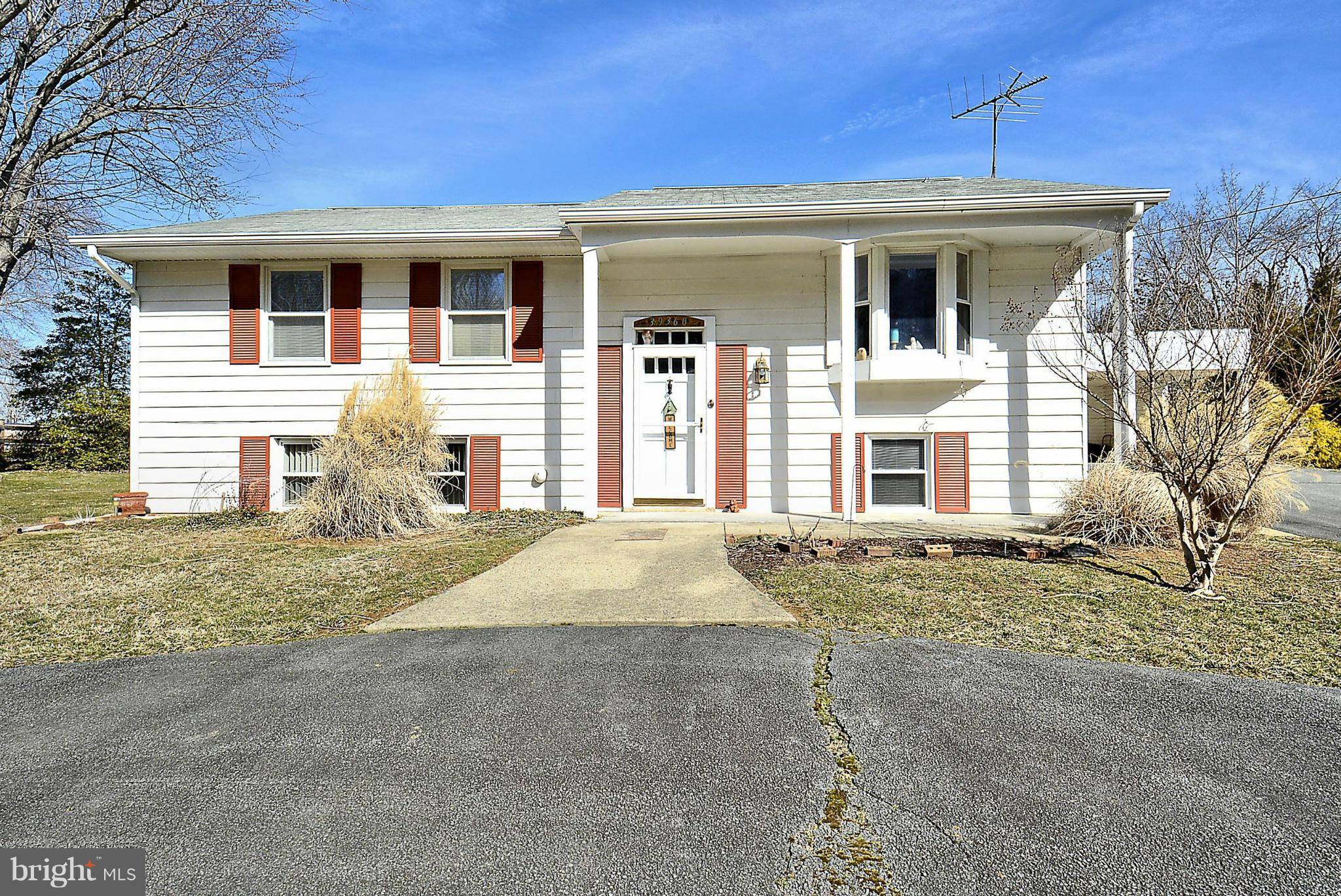 Aldie, VA 20105,39360 SPRINGBROOK LN