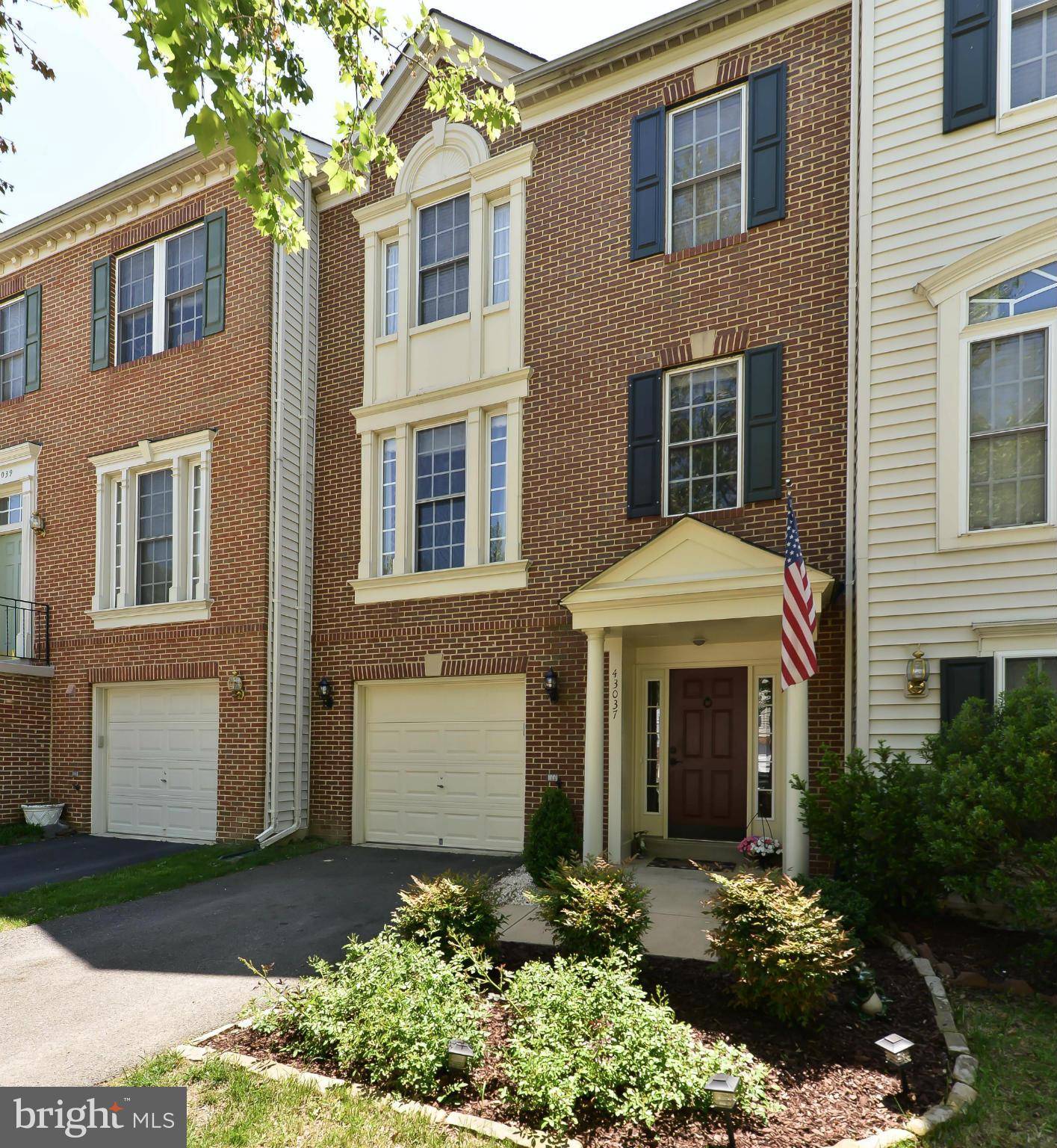 Chantilly, VA 20152,43037 GOLF VIEW DR