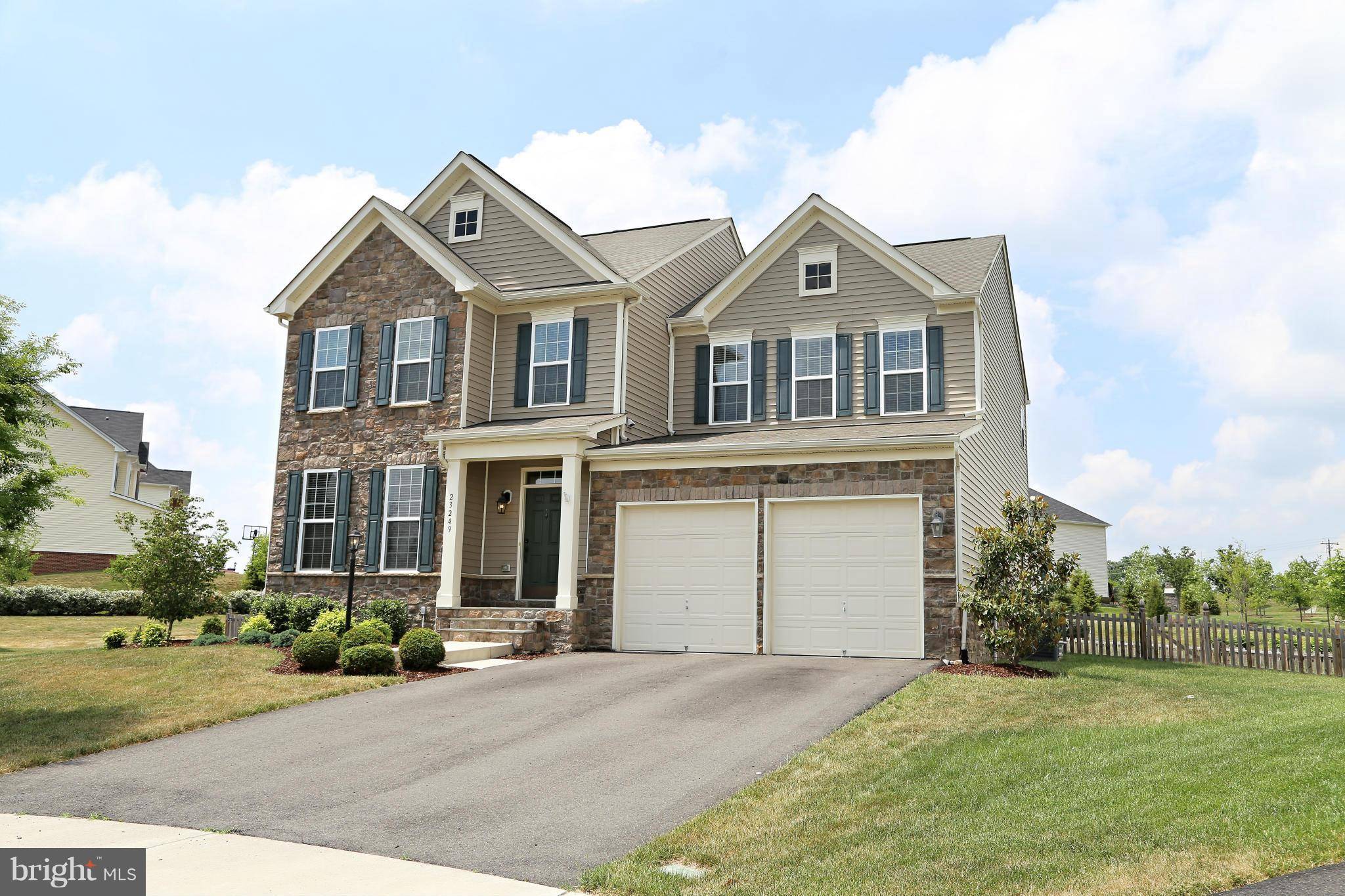 Ashburn, VA 20148,23249 ARTHUR AMOS CT