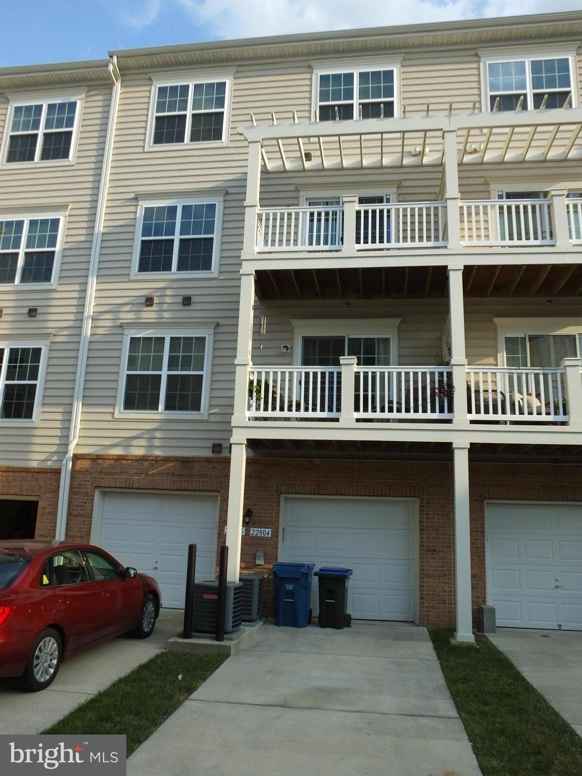 Ashburn, VA 20148,22804 FERNCREST TER