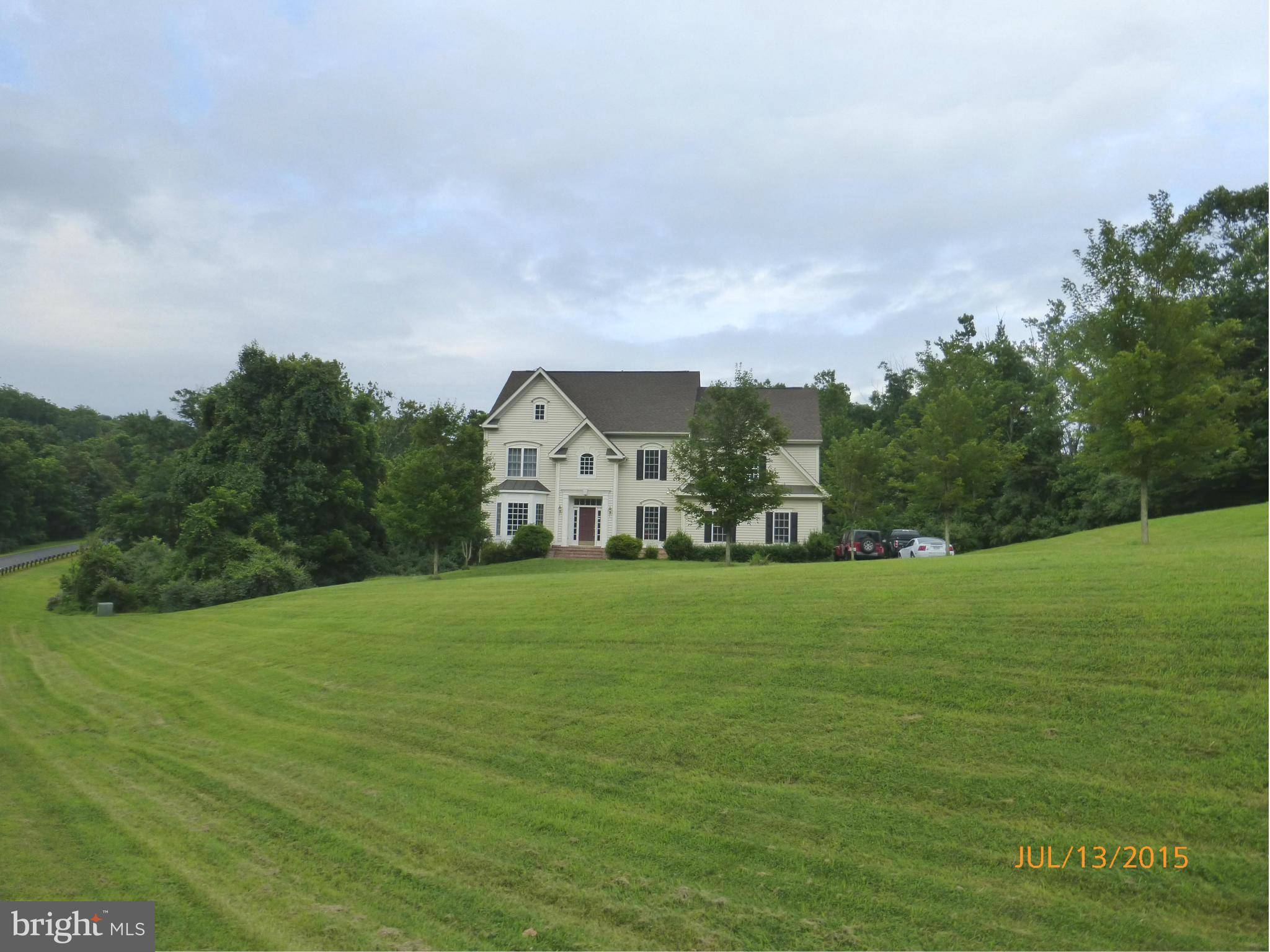 Lovettsville, VA 20180,40019 BARBARAS BLUFF CT