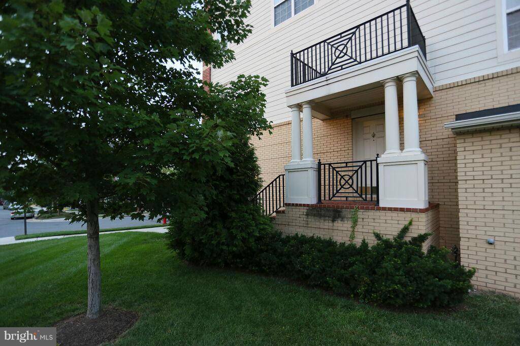 Leesburg, VA 20176,43581 MCDOWELL SQ #43581