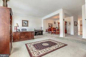 Chantilly, VA 20152,25933 KIRKWOOD SQ