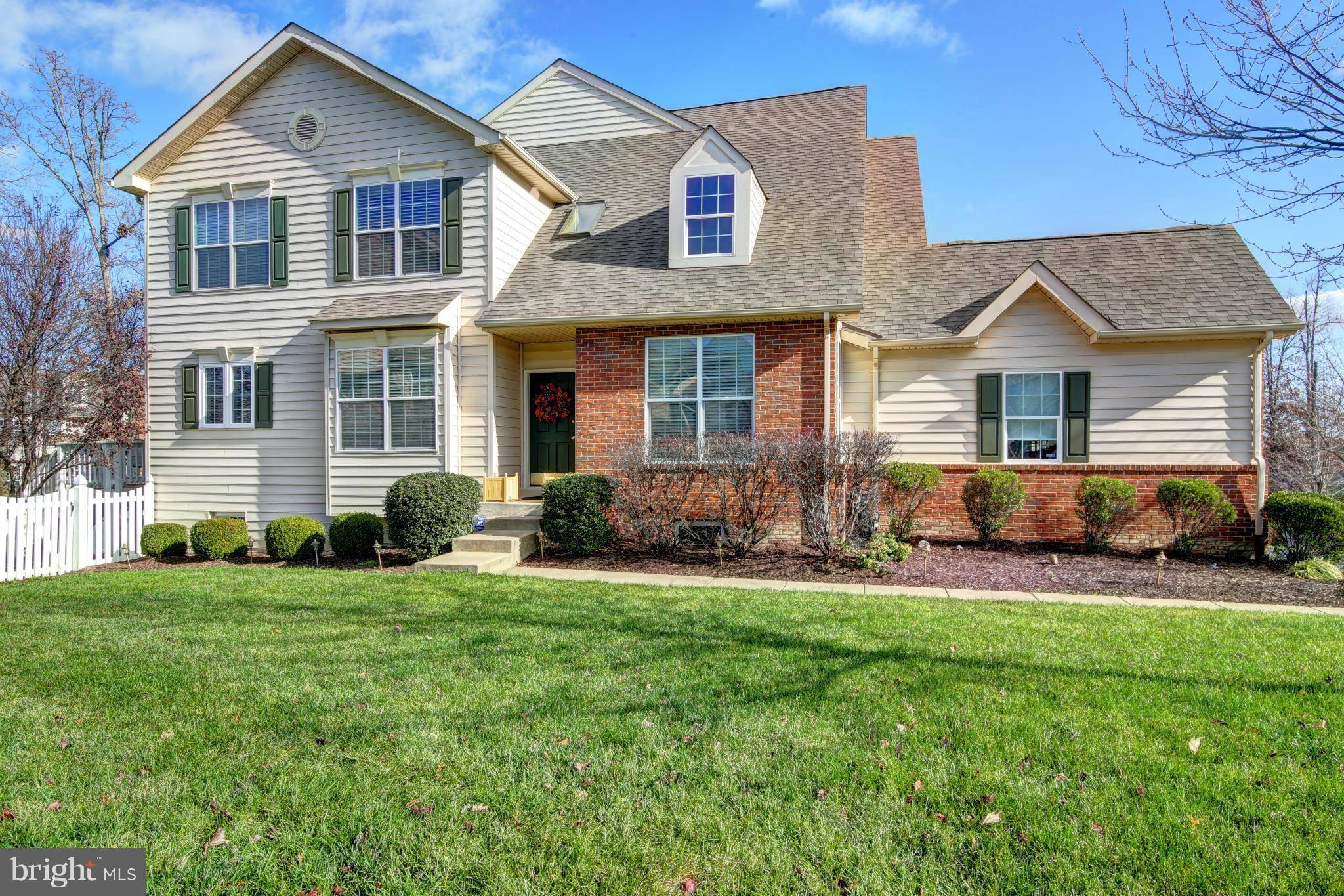 Ashburn, VA 20147,43256 SOMERSET HILLS TER