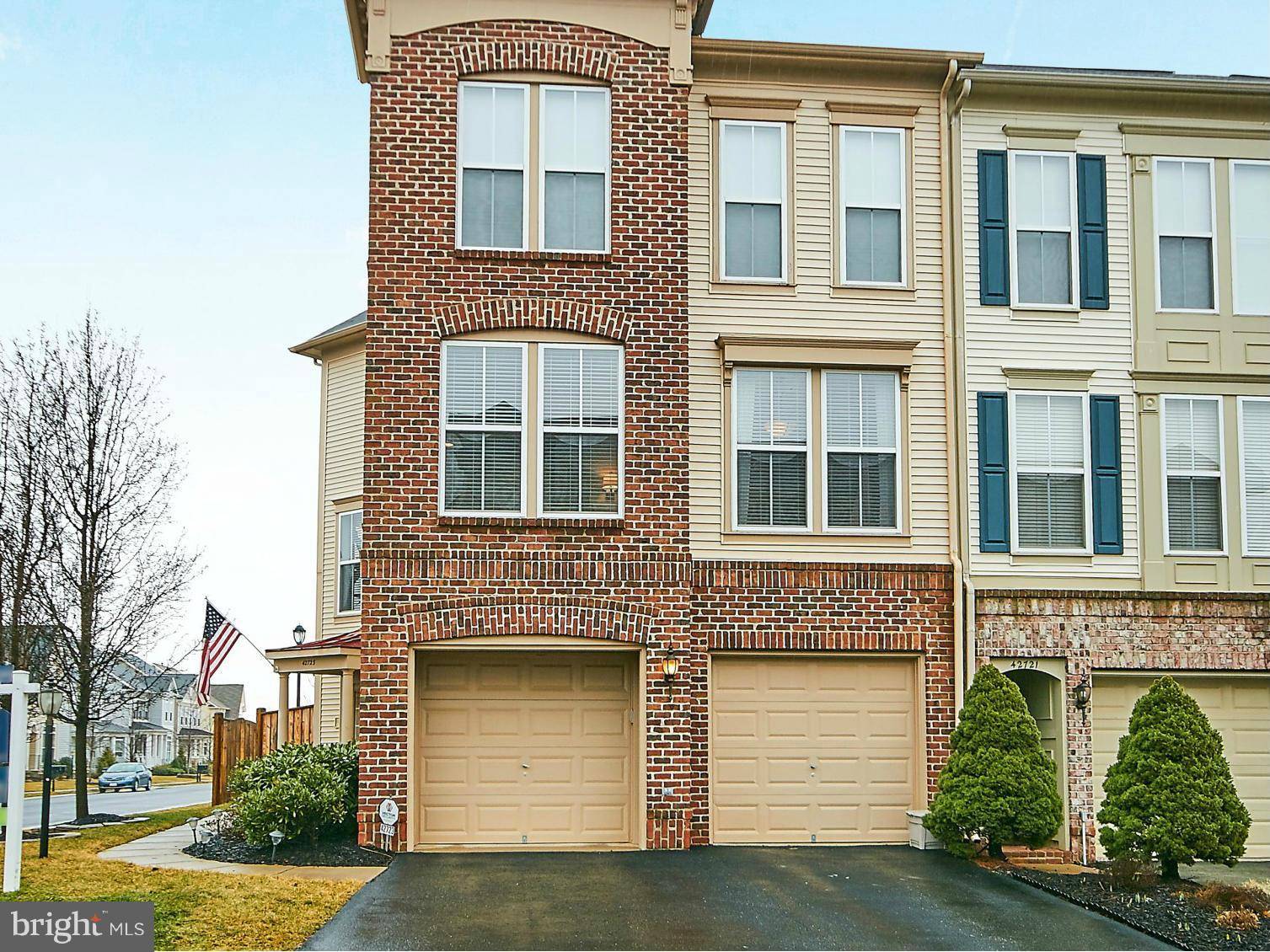 Ashburn, VA 20148,42723 TWINLEAF DR