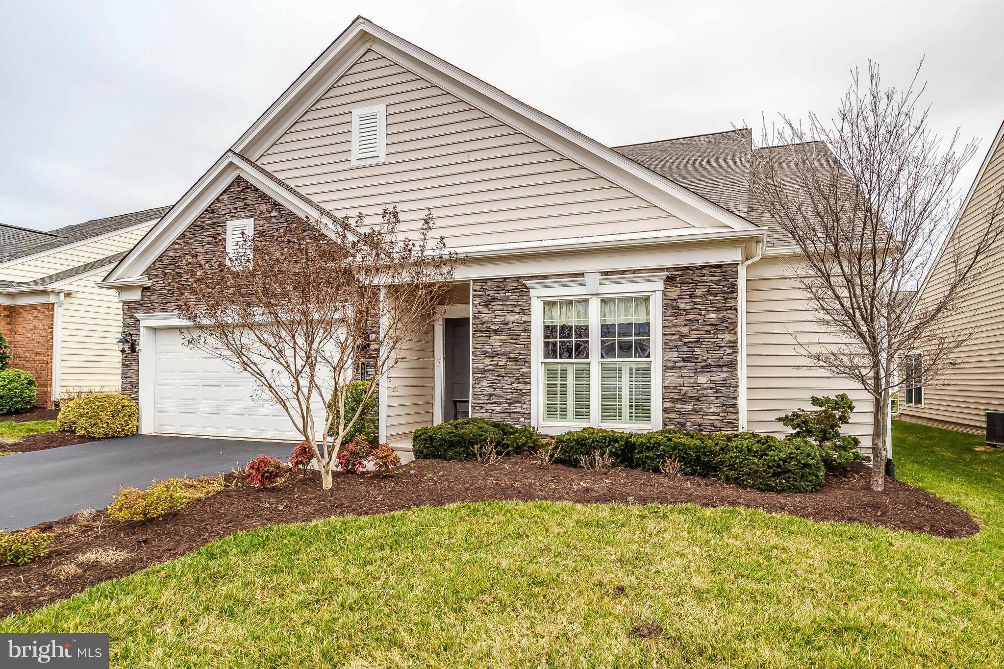 Ashburn, VA 20147,44484 BLUERIDGE MEADOWS DR