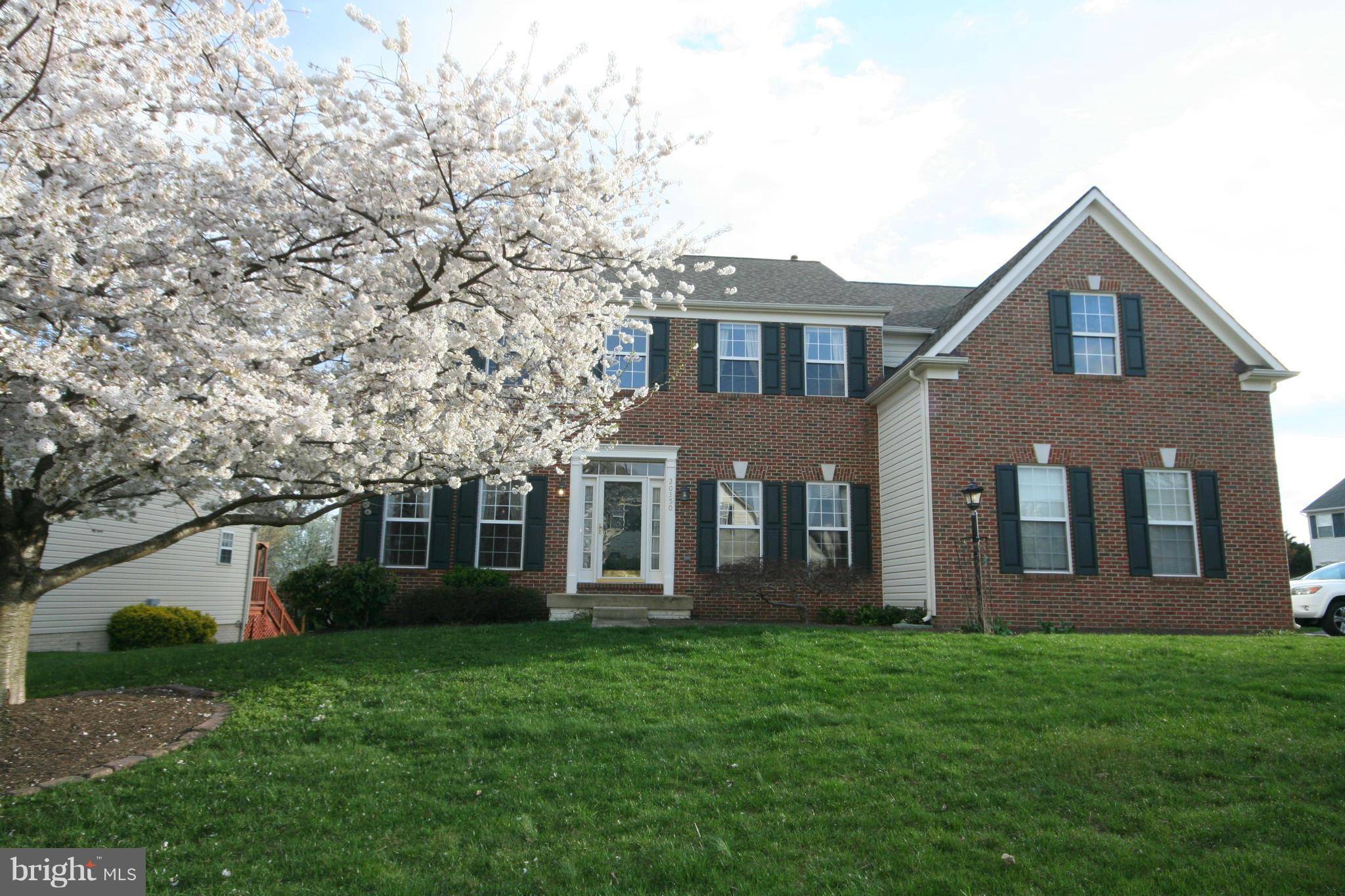 Ashburn, VA 20147,20350 SNOWPOINT PL