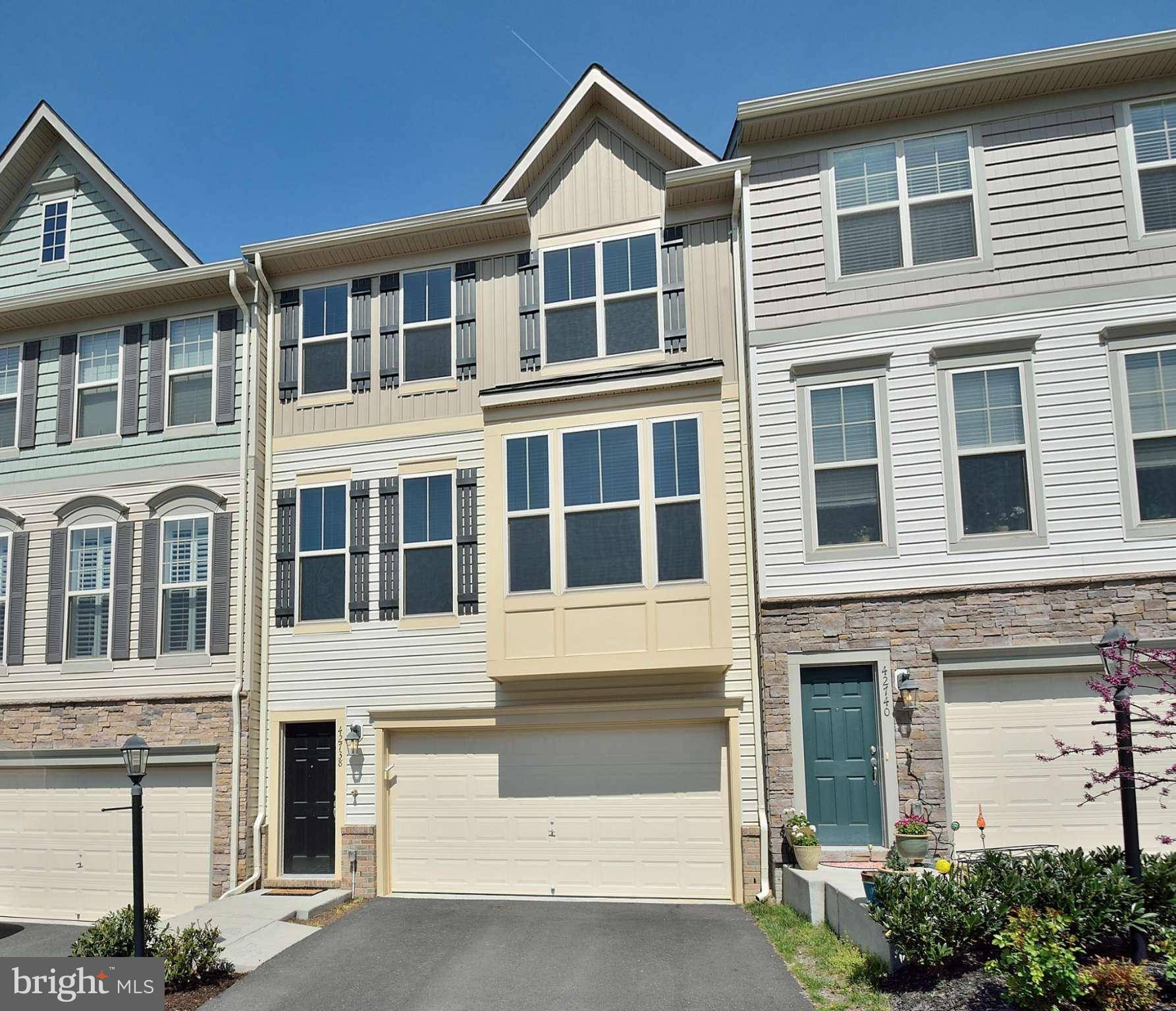 Ashburn, VA 20148,42738 OGILVIE SQ