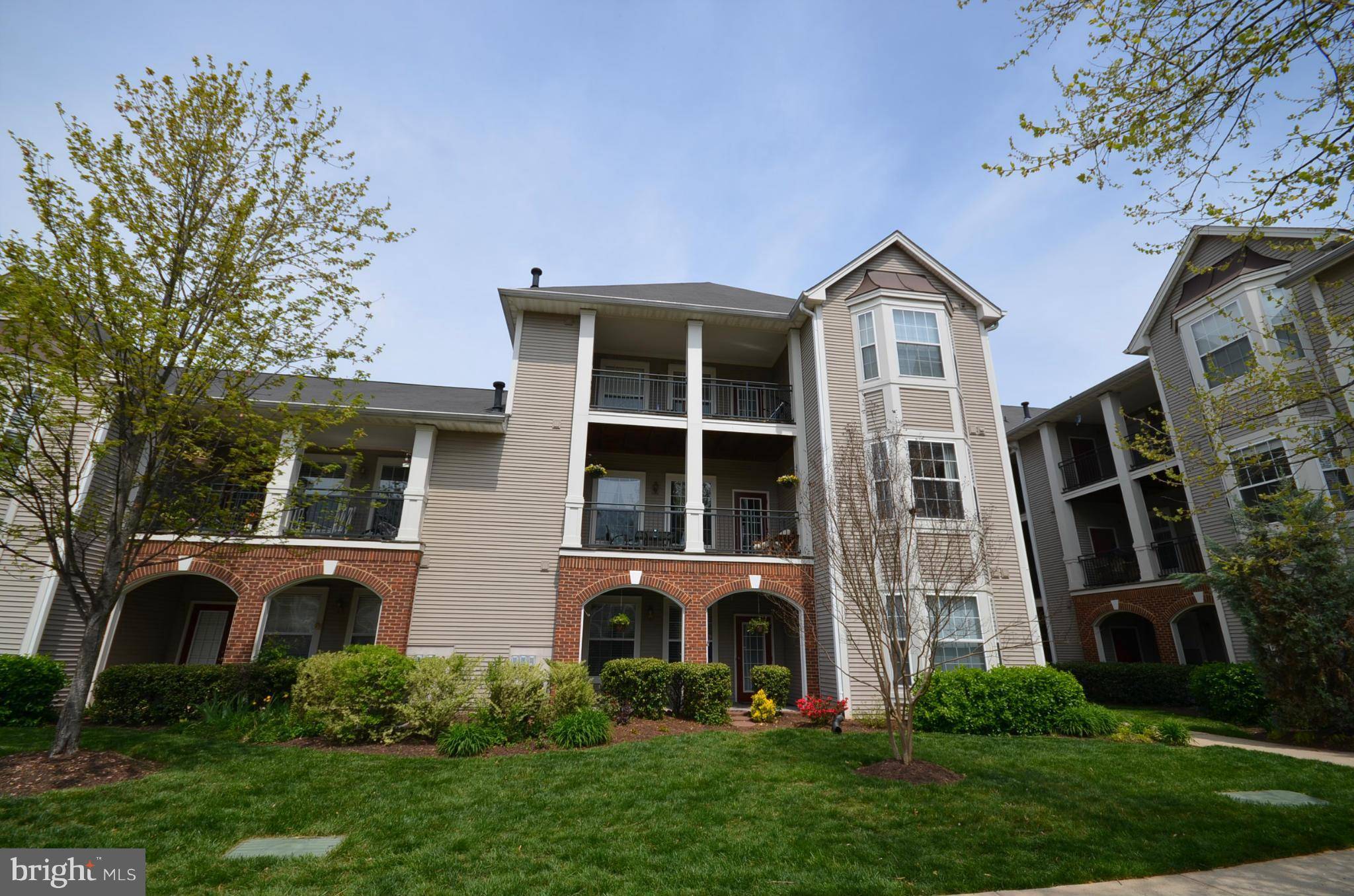 Potomac Falls, VA 20165,46602 ELLICOTT SQ #200