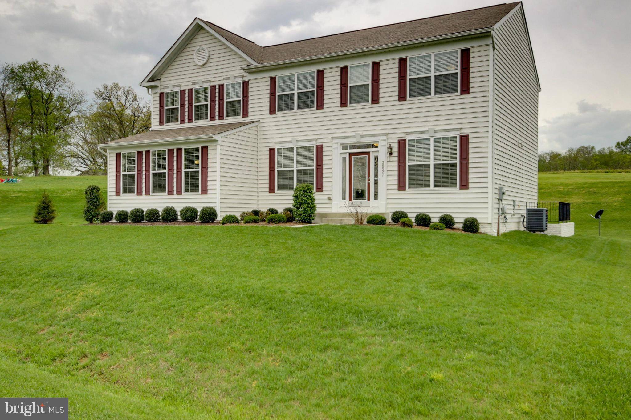 Purcellville, VA 20132,36527 WINDING OAK PL