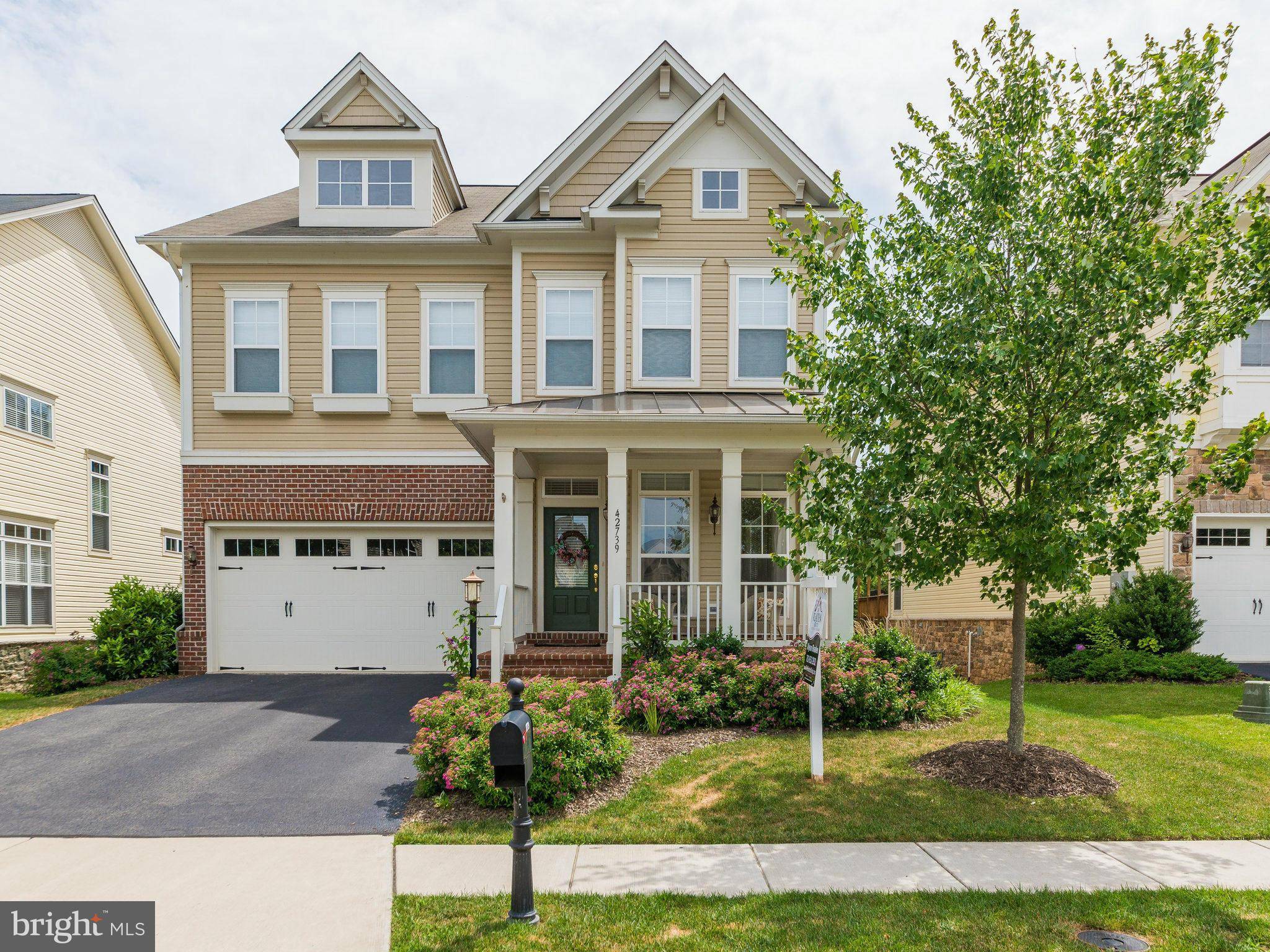 Ashburn, VA 20148,42739 CHATELAIN CIR