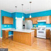 Ashburn, VA 20148,42523 MAGELLAN SQ