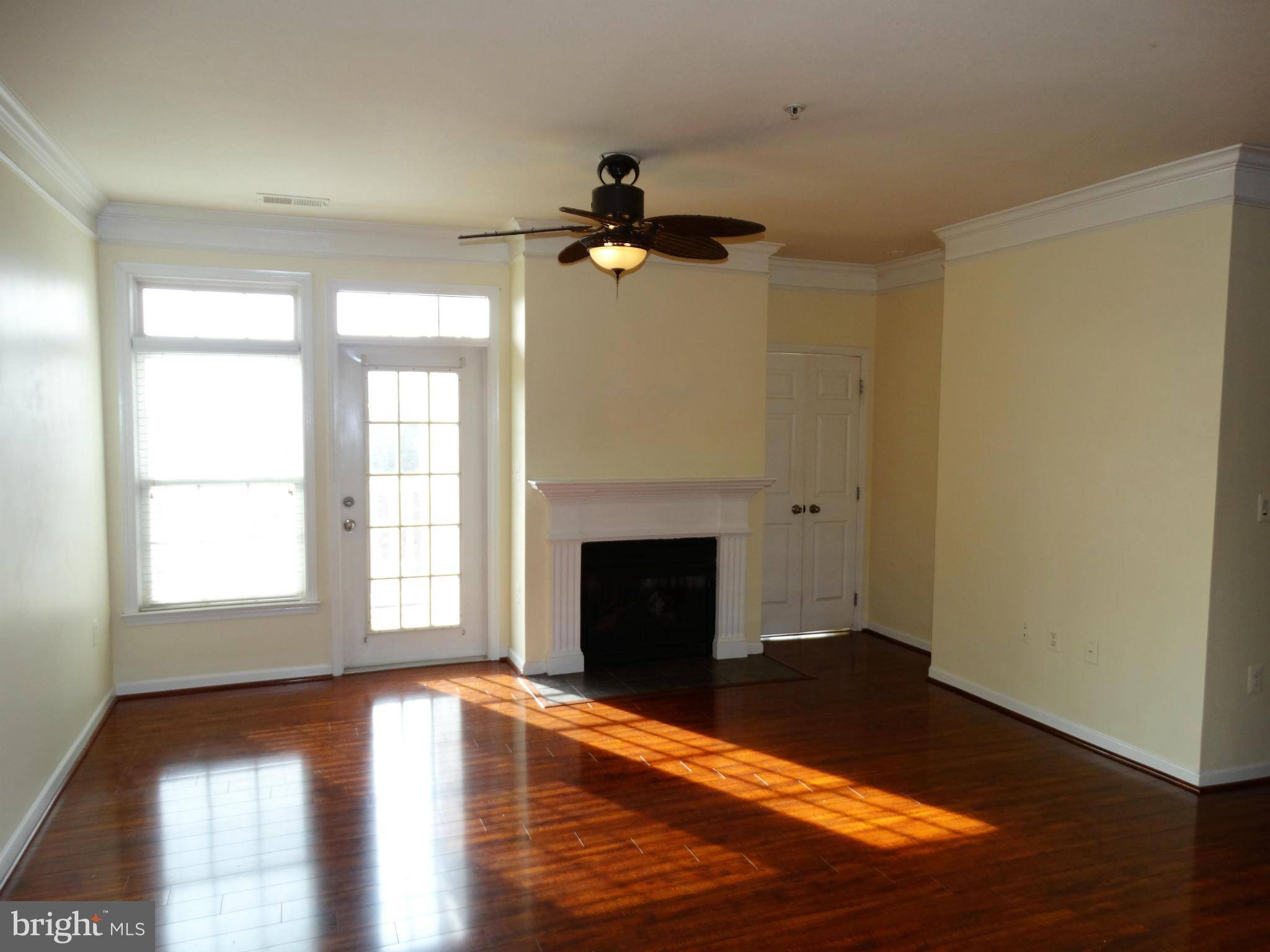 Leesburg, VA 20175,512 SUNSET VIEW TER SE #206