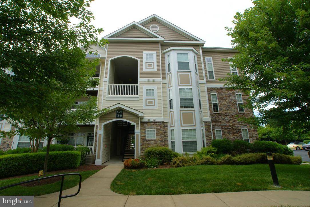 Leesburg, VA 20175,505 SUNSET VIEW TER SE #303