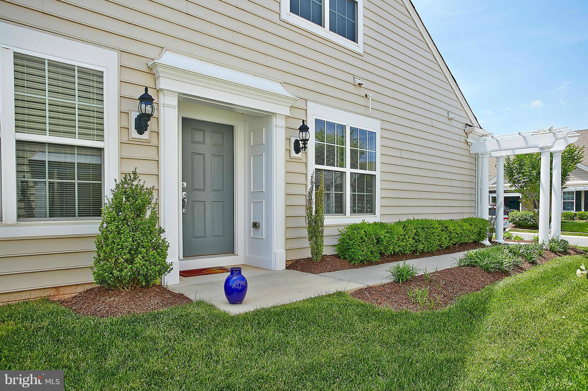 Ashburn, VA 20147,44393 OAKMONT MANOR SQ