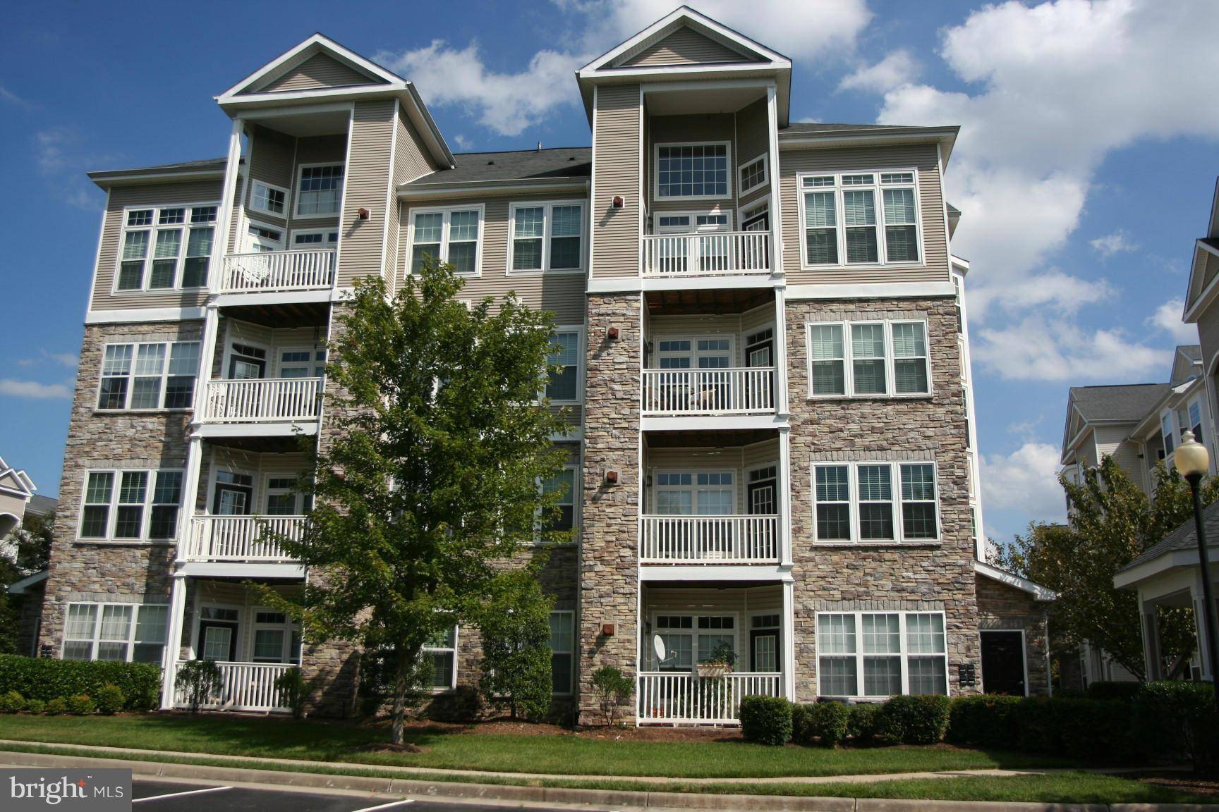 Leesburg, VA 20175,506 SUNSET VIEW TER SE #407