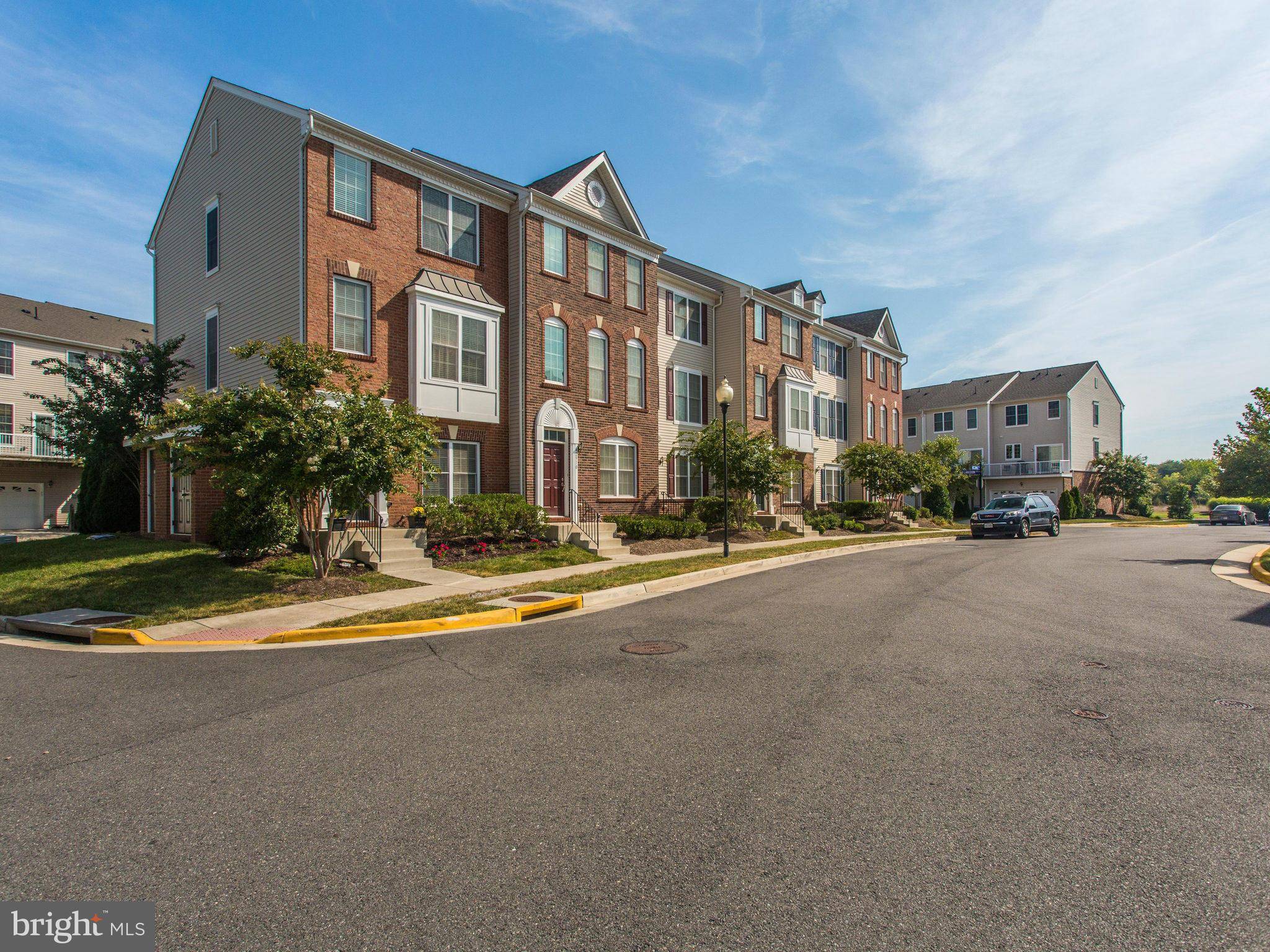 Chantilly, VA 20152,42908 MCCOMAS TER