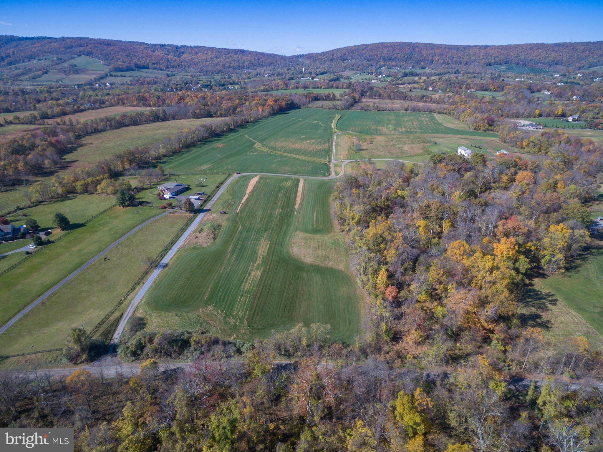 Round Hill, VA 20141,YELLOW SCHOOLHOUSE RD