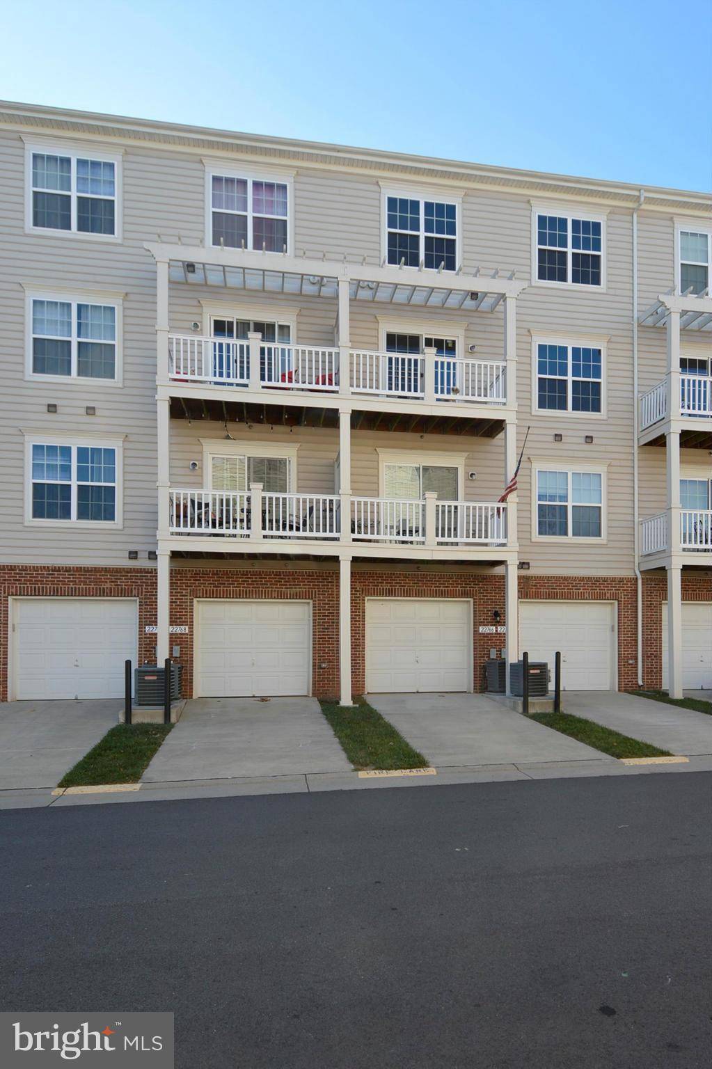 Ashburn, VA 20148,22766 FERNCREST TER