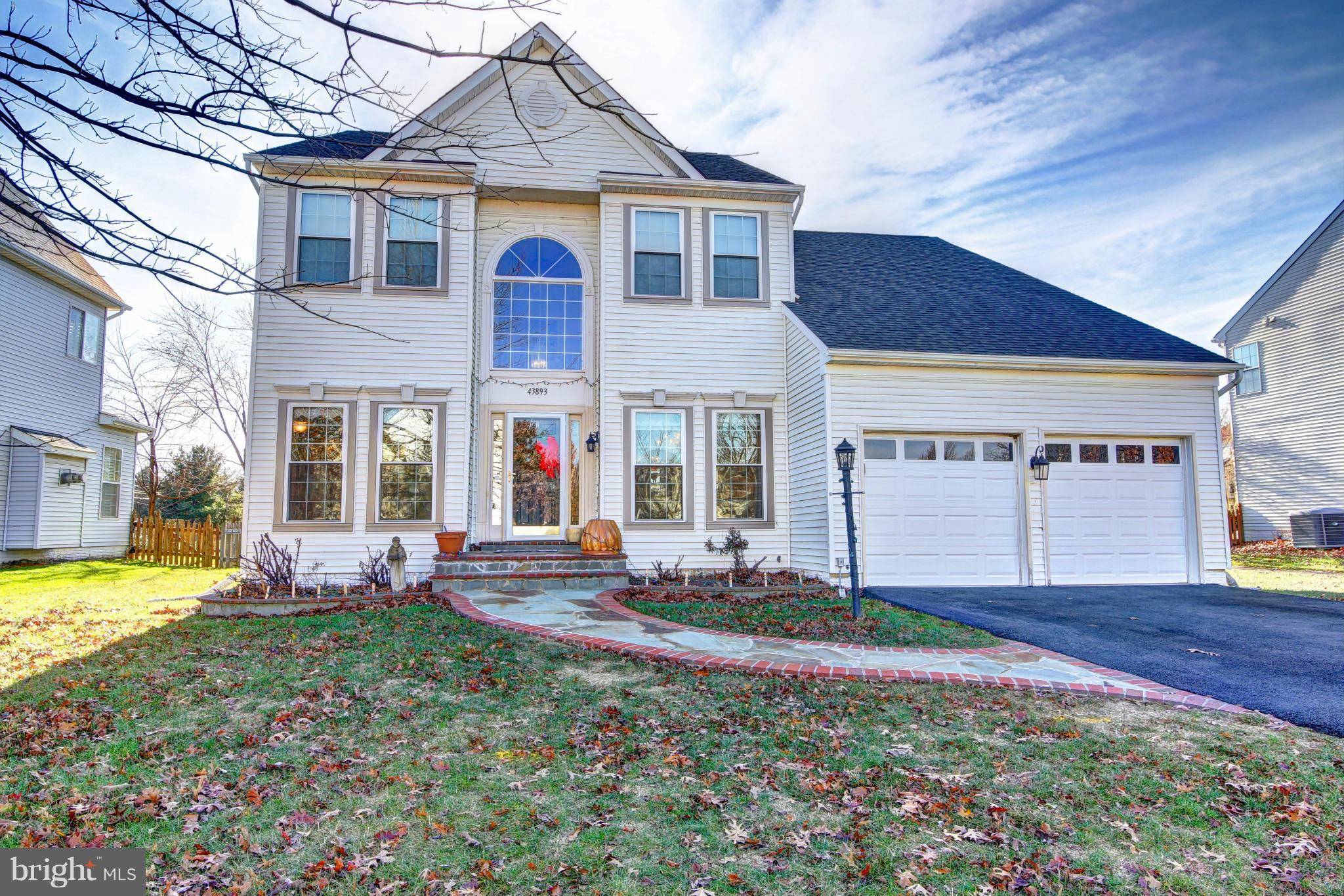 Ashburn, VA 20147,43893 LAUREL RIDGE DR