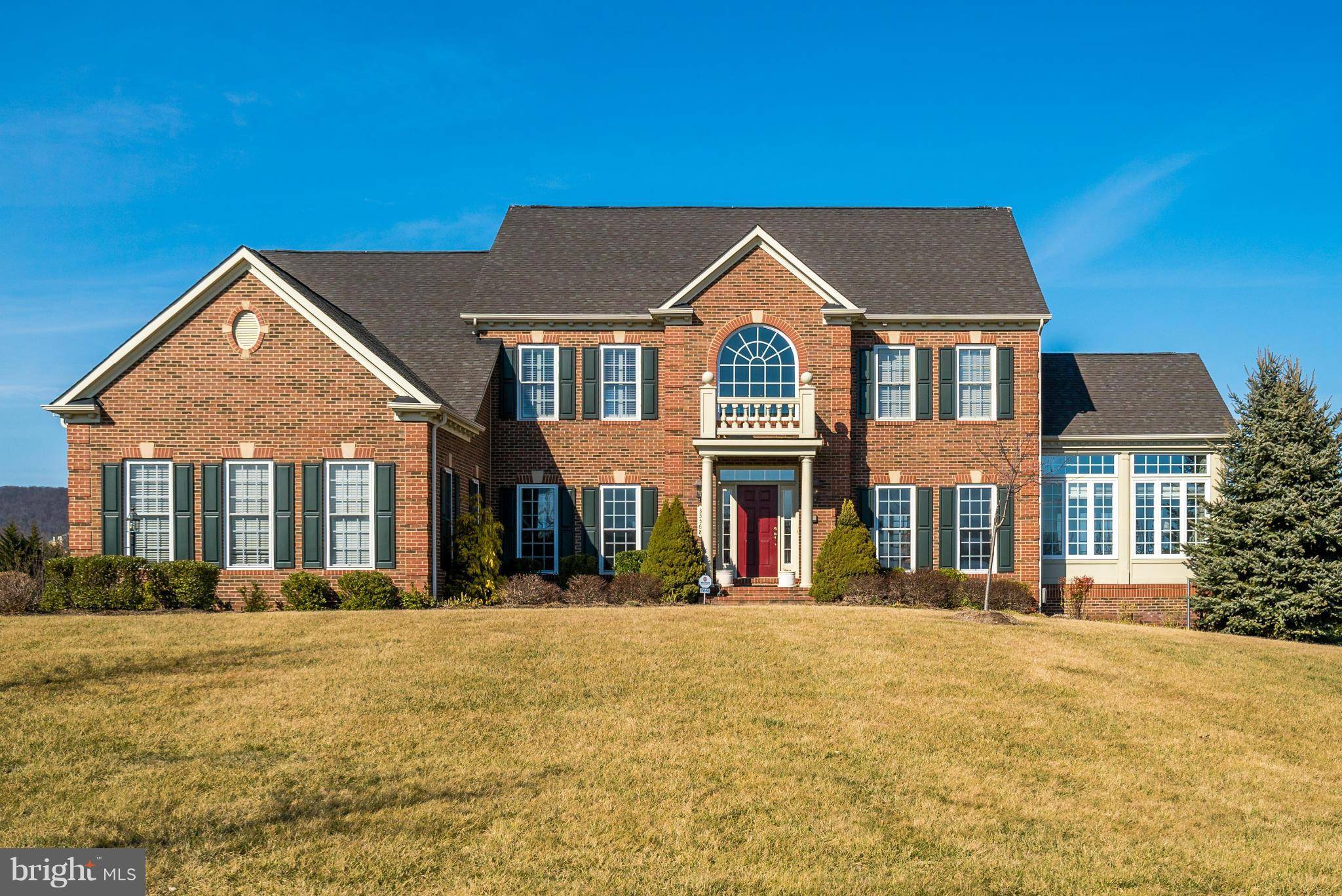 Round Hill, VA 20141,35568 GLENCOE CT