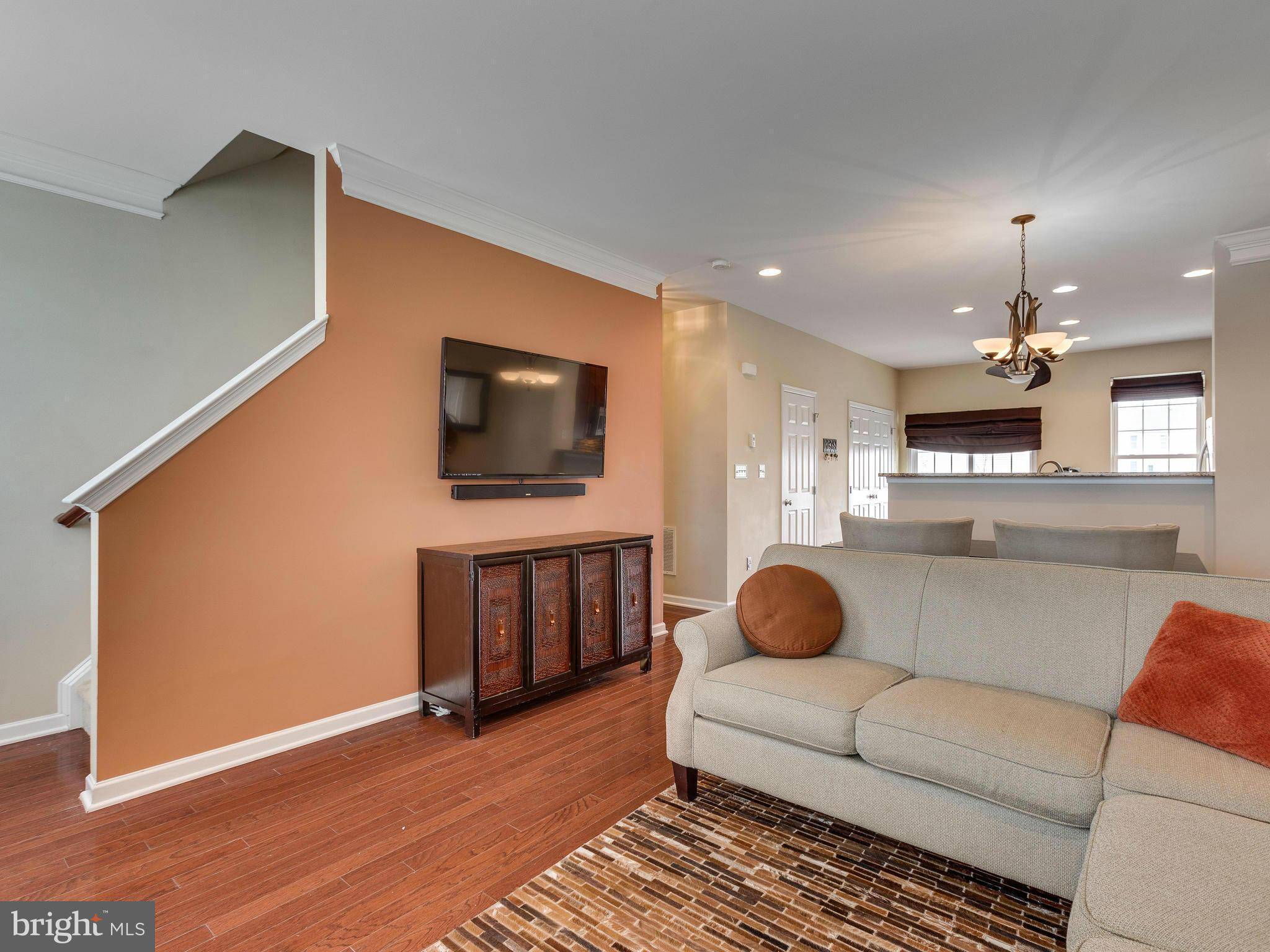 Chantilly, VA 20152,25116 LANGDON TER