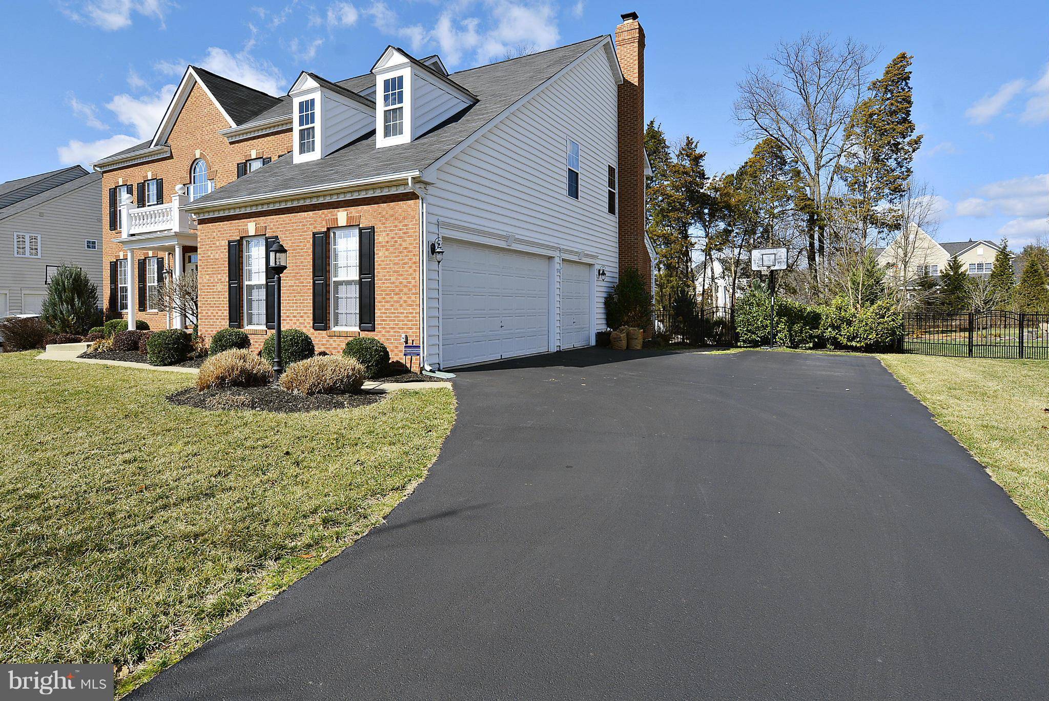 Ashburn, VA 20148,42674 GULICKS LANDING CT