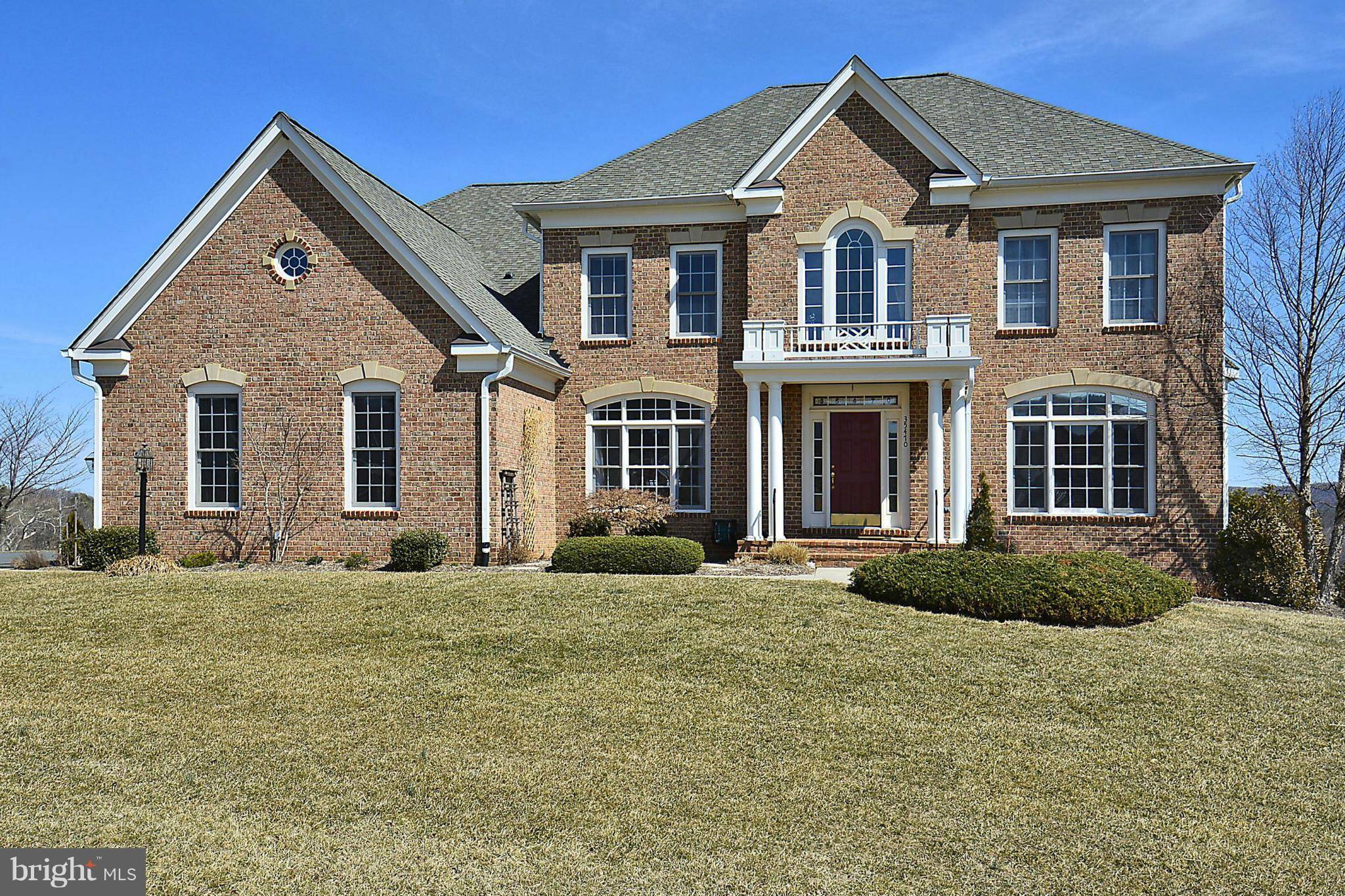 Round Hill, VA 20141,35470 GREYFRIAR DR