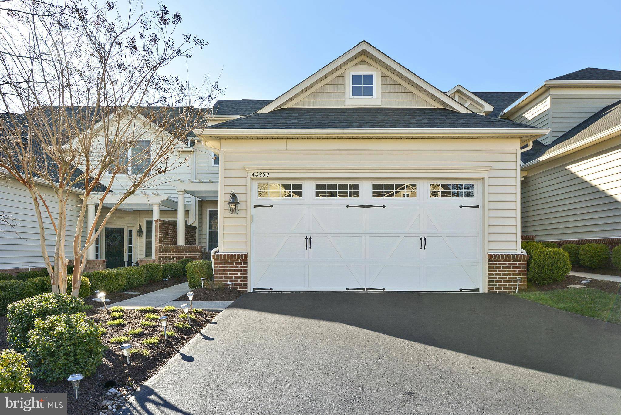 Ashburn, VA 20147,44359 MALTESE FALCON SQ