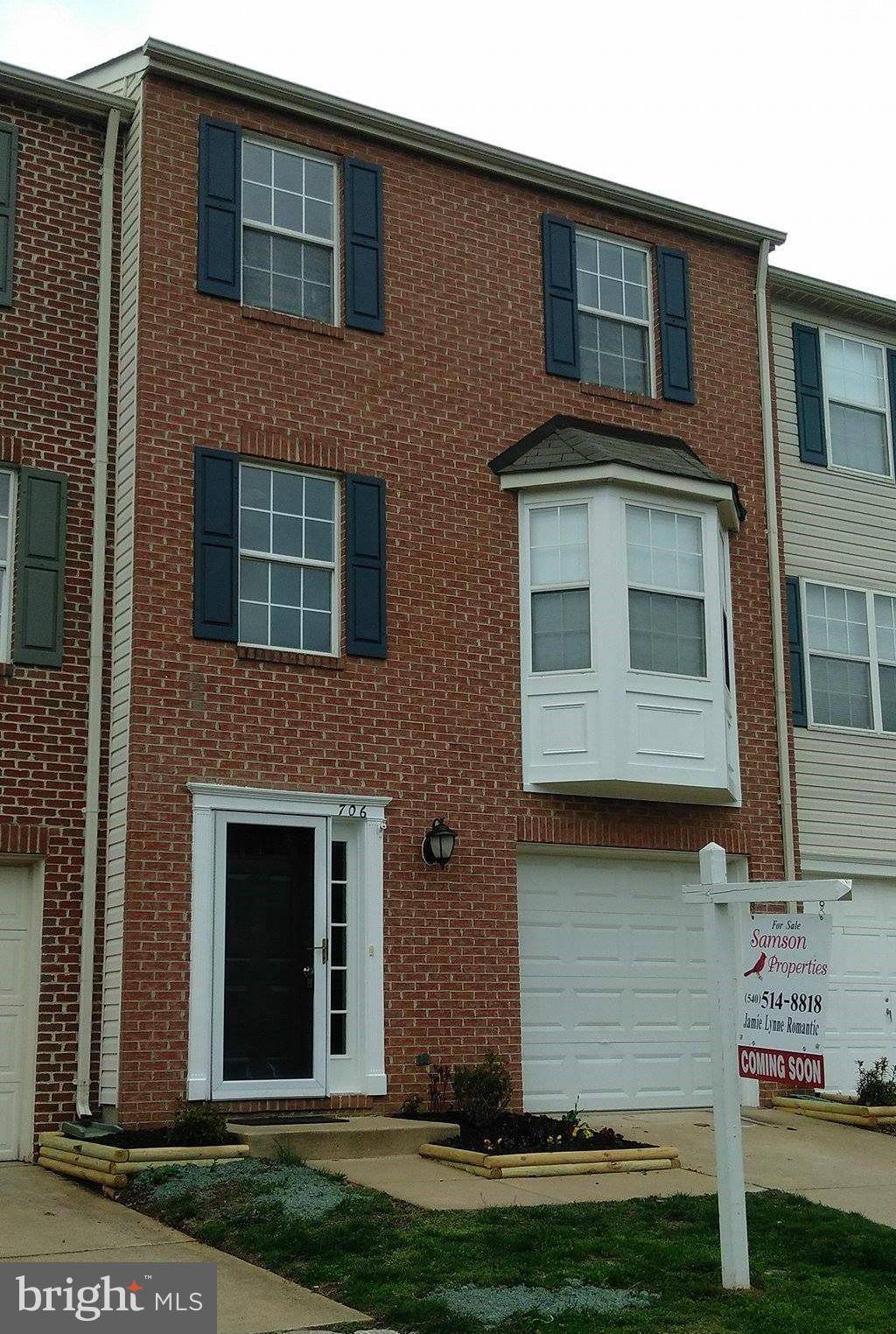 Leesburg, VA 20175,706 VANDERBILT TER SE