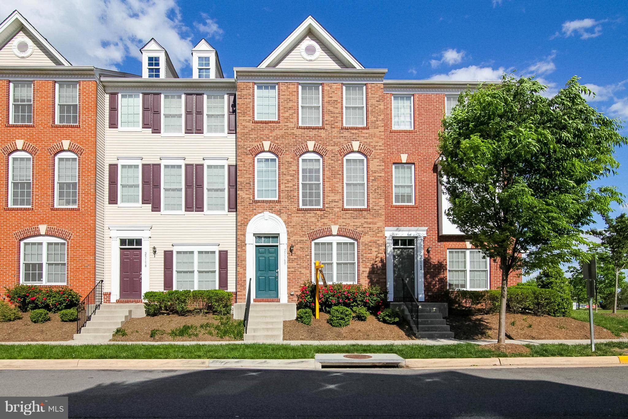 Chantilly, VA 20152,25160 MONTEITH TER