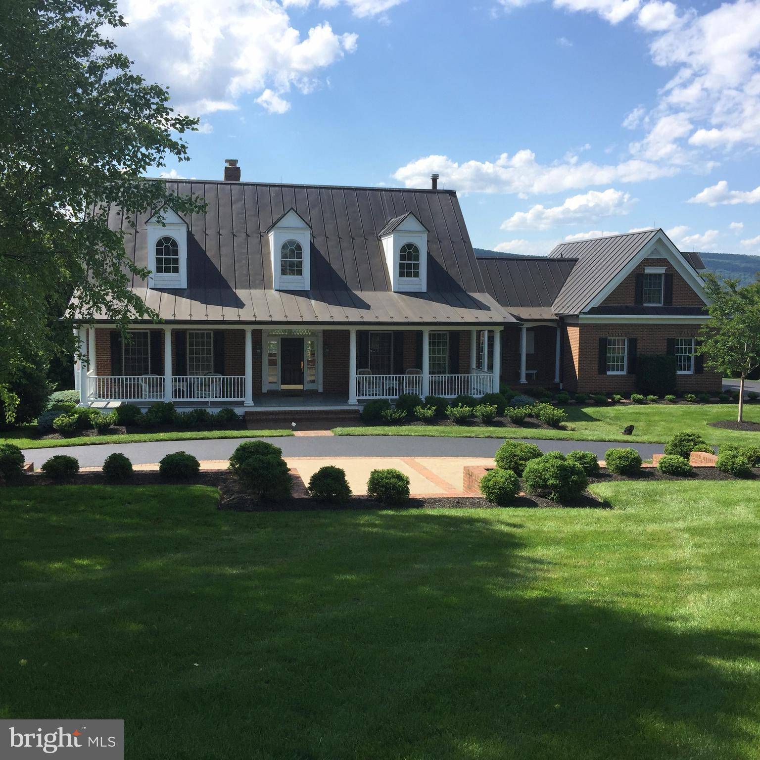 Round Hill, VA 20141,18260 TURNBERRY DR