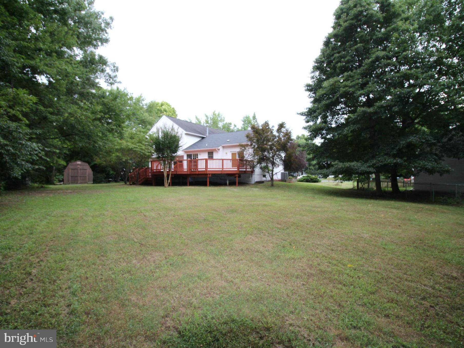 Fredericksburg, VA 22405,8 HARWOOD CT