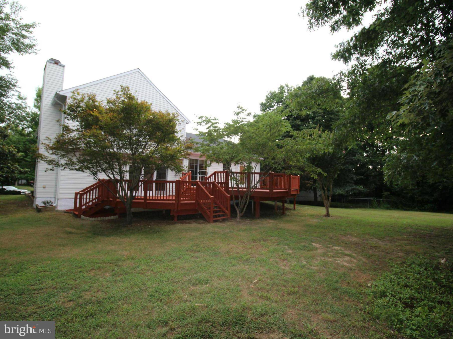 Fredericksburg, VA 22405,8 HARWOOD CT