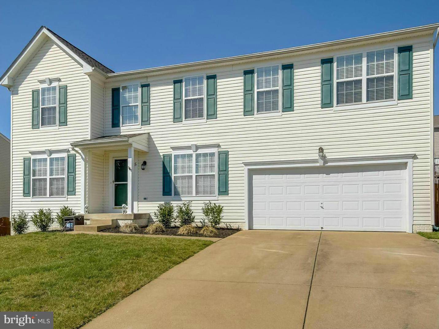 Fredericksburg, VA 22406,5 SHALE CT