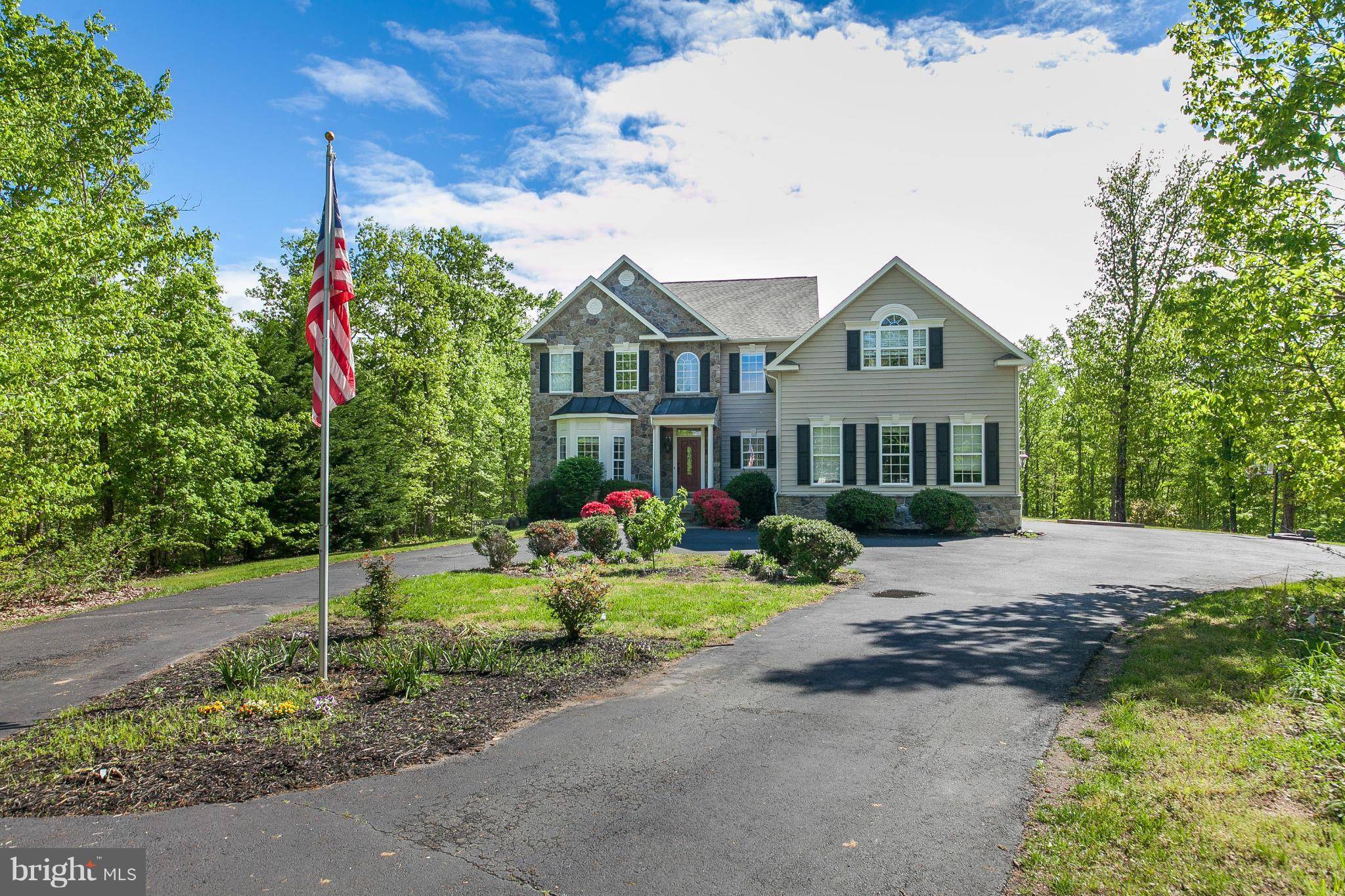 Fredericksburg, VA 22406,384 GENTLE BREEZE CIR