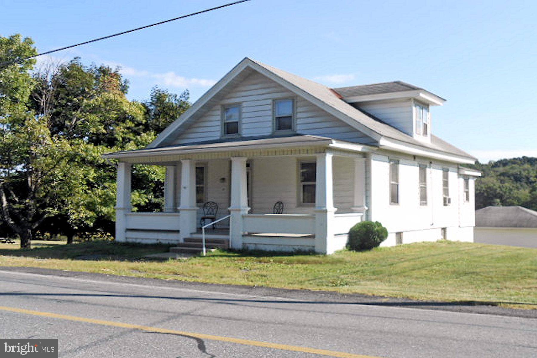 Pine Grove, PA 17963,29 OAK LN