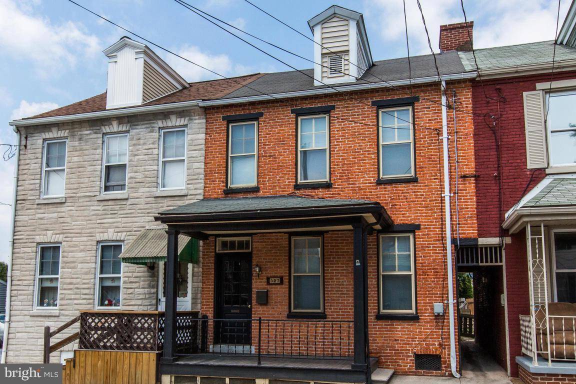 Columbia, PA 17512,327 UNION ST