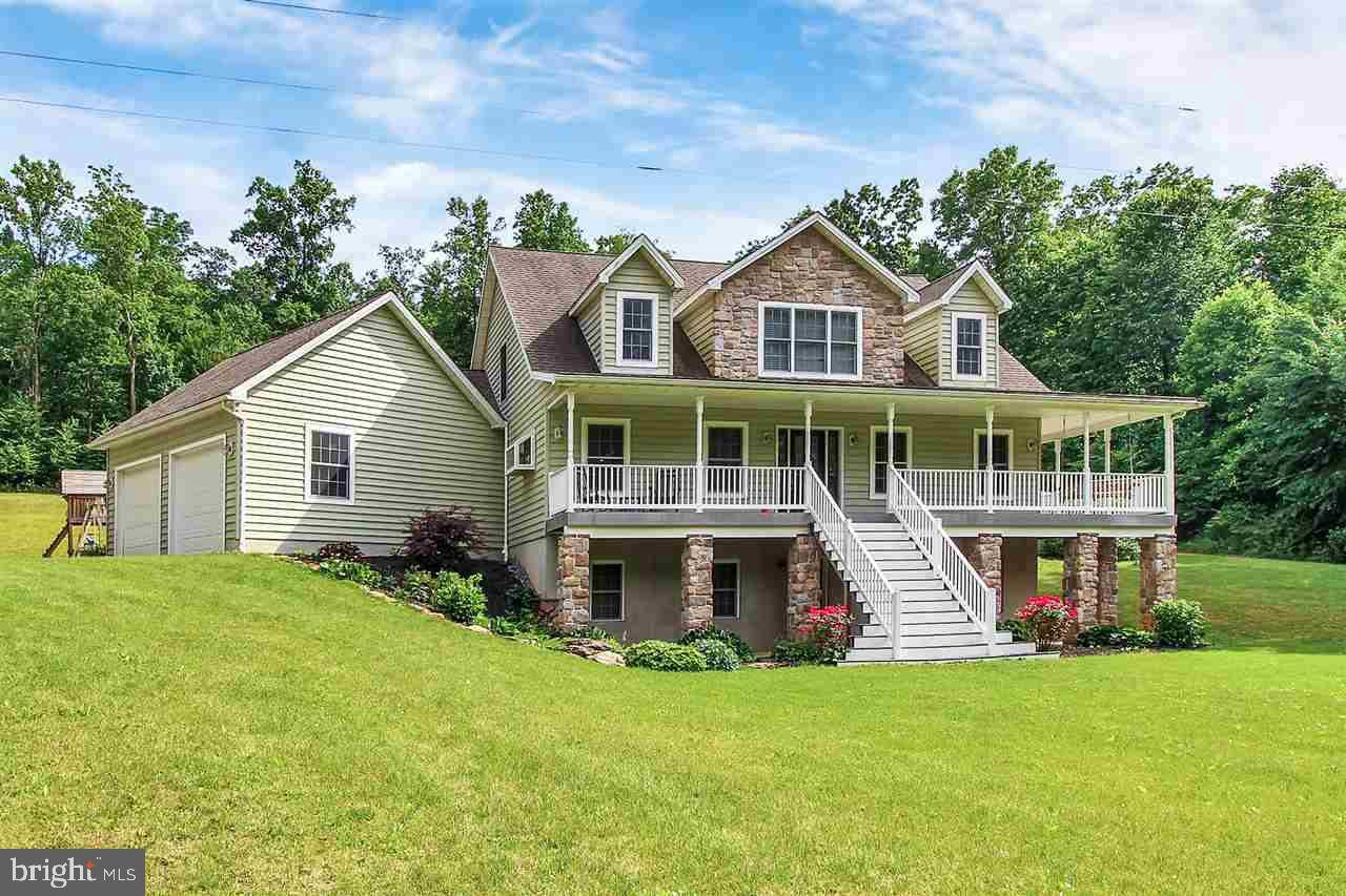 Stewartstown, PA 17363,5998 BRENNEMAN DR